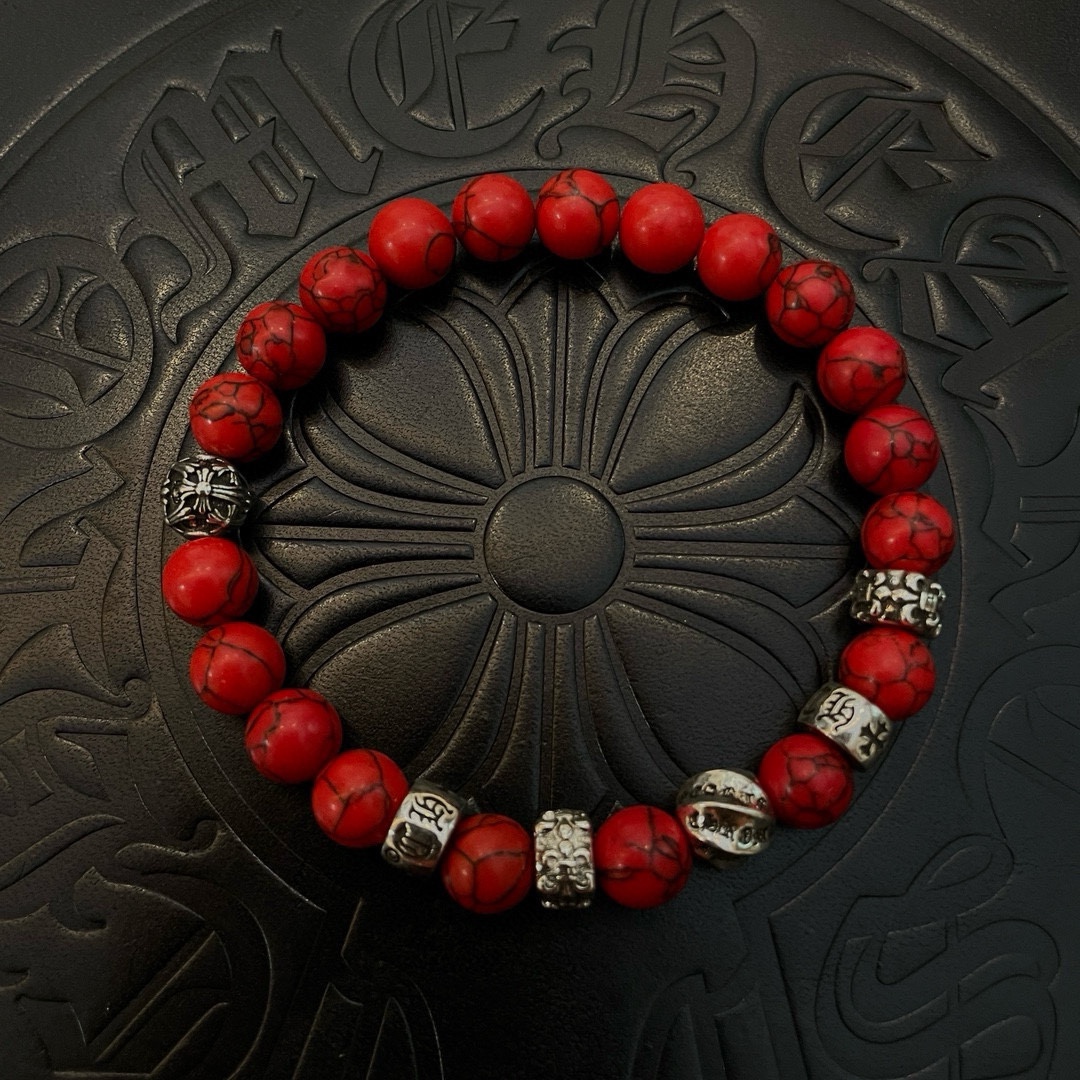 NO:113034,Batch New model [Counter Quality] Chrome Hearts Croxin Classic retro multi-element red turquoise bracelet, Kuaishou/ins/Little Red Book popular, different concave and convex and convex design styles present unique. Cross Scout flowers are Croxin's logo, so they last longer. Genuine version Chrome Hearts Croxin Difference to the market ordinary light version, match the quality of the version, look at the details of the letter printing, retro old gray oxygen level. Seiko version!  , jewelry boutique, chrome hearts, chrome hearts, bracelet19860909批 新款【专柜品质】Chrome Hearts克罗心 经典复古多元素红松石手串手链 ,快手/ins/小红书热门,凹凸造型不同的花纹设计风格呈现出与众不同 十字架童军花是克罗心的标志 所以更经久不衰 正品打版Chrome Hearts克罗心 区别市场普通轻版 对版对标品质 看字印细节 复古做旧灰氧程度.精工版本！,饰品精品,chrome hearts,chrome hearts,bracelet,Jewelry