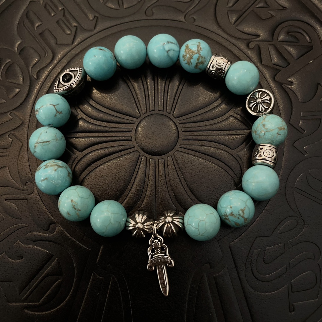 NO:113038,Batch New [Counter Quality] Chrome Hearts Croxin Classic retro multi-element turquoise bracelet, Kuaishou/ins/Little Red Book popular, different concave and convex and convex design styles present unique. Cross Scout flowers are Croxin's logo, so they last longer. Genuine version Chrome Hearts Croxin Difference to the market ordinary light version, match the quality of the version, look at the details of the letter printing, retro old gray oxygen level. Seiko version!  , jewelry boutique, chrome hearts, chrome hearts, bracelet19860909批 新款【专柜品质】Chrome Hearts克罗心 经典复古多元素松石手串手链 ,快手/ins/小红书热门,凹凸造型不同的花纹设计风格呈现出与众不同 十字架童军花是克罗心的标志 所以更经久不衰 正品打版Chrome Hearts克罗心 区别市场普通轻版 对版对标品质 看字印细节 复古做旧灰氧程度.精工版本！,饰品精品,chrome hearts,chrome hearts,bracelet,Jewelry