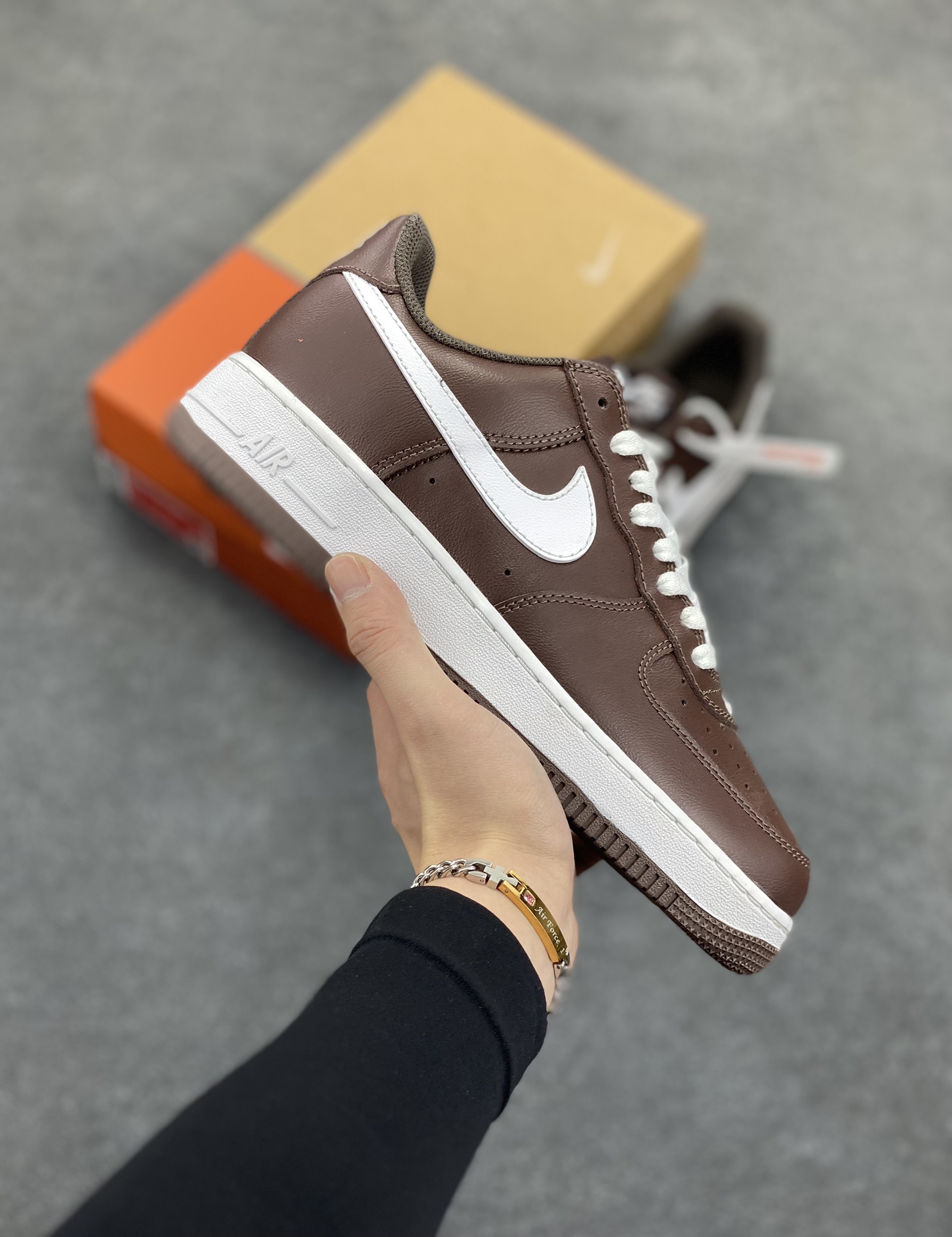 福利特价 Nike Air Force 1 Low 白棕 空军一号低帮运动休闲板鞋 原楦头原纸板 打造纯正空军版型#专注外贸渠道 全掌内置蜂窝气垫 #原盒配件 原厂中底钢印、拉帮完美 货号:FD7039-200 尺码:36 36.5 37.5 38 38.5 39 40 40.5 41 42 42.5 43 44 44.5 45-选品中心