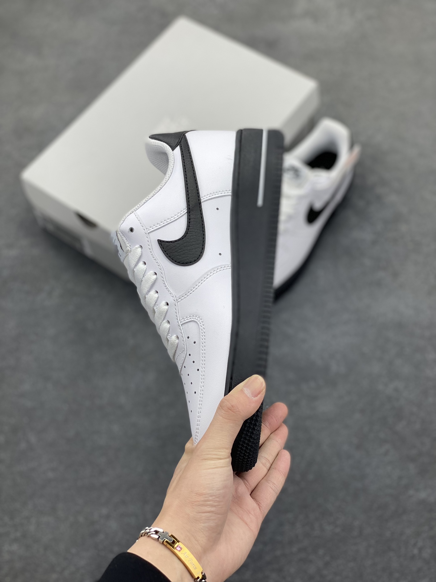 图片[3]-福利特价 Nike Air Force 1 Low 大学白黑 空军一号低帮运动休闲板鞋 原装级别 原楦头原纸板 打造纯正空军版型#专注外贸渠道 全掌内置蜂窝气垫 #原盒配件 原厂中底钢印、拉帮完美 货号：CK7663-101 尺码：36 36.5 37.5 38 38.5 39 40 40.5 41 42 42.5 43 44 44.5 45-选品中心