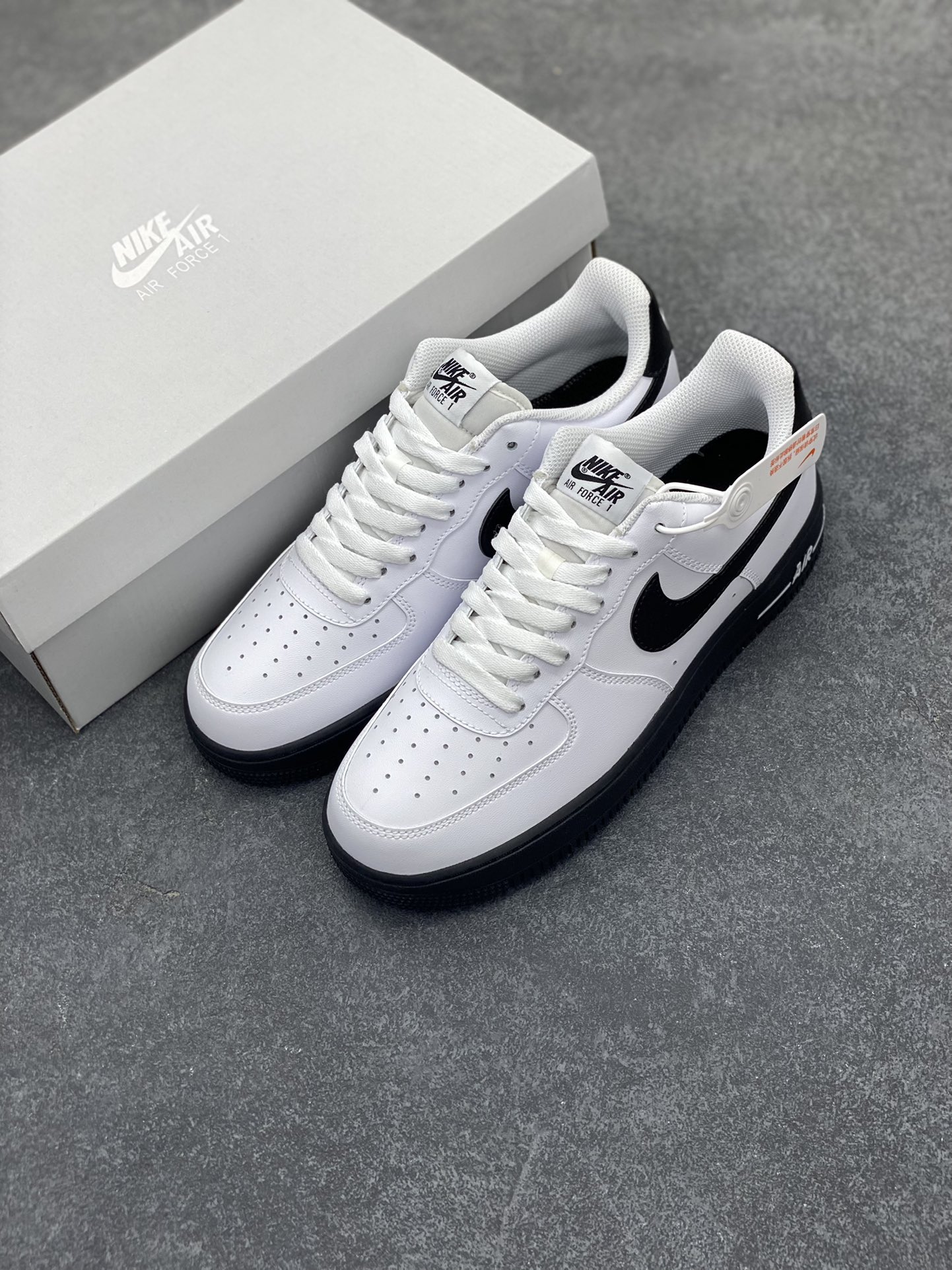 图片[8]-福利特价 Nike Air Force 1 Low 大学白黑 空军一号低帮运动休闲板鞋 原装级别 原楦头原纸板 打造纯正空军版型#专注外贸渠道 全掌内置蜂窝气垫 #原盒配件 原厂中底钢印、拉帮完美 货号：CK7663-101 尺码：36 36.5 37.5 38 38.5 39 40 40.5 41 42 42.5 43 44 44.5 45-选品中心