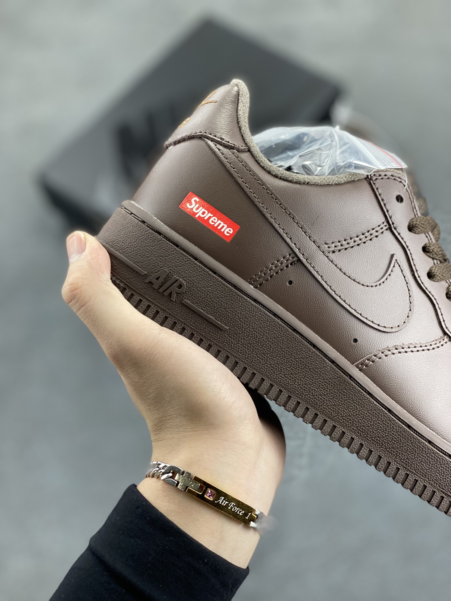图片[6]-福利特价 Nike Air Force 1 Low Supreme联名 空军一号低帮运动休闲板鞋 原楦头原纸板 打造纯正空军版型#专注外贸渠道 全掌内置蜂窝气垫 #原盒配件 原厂中底钢印、拉帮完美 货号：CU9225-200 尺码：36 36.5 37.5 38 38.5 39 40 40.5 41 42 42.5 43 44 44.5 45-选品中心