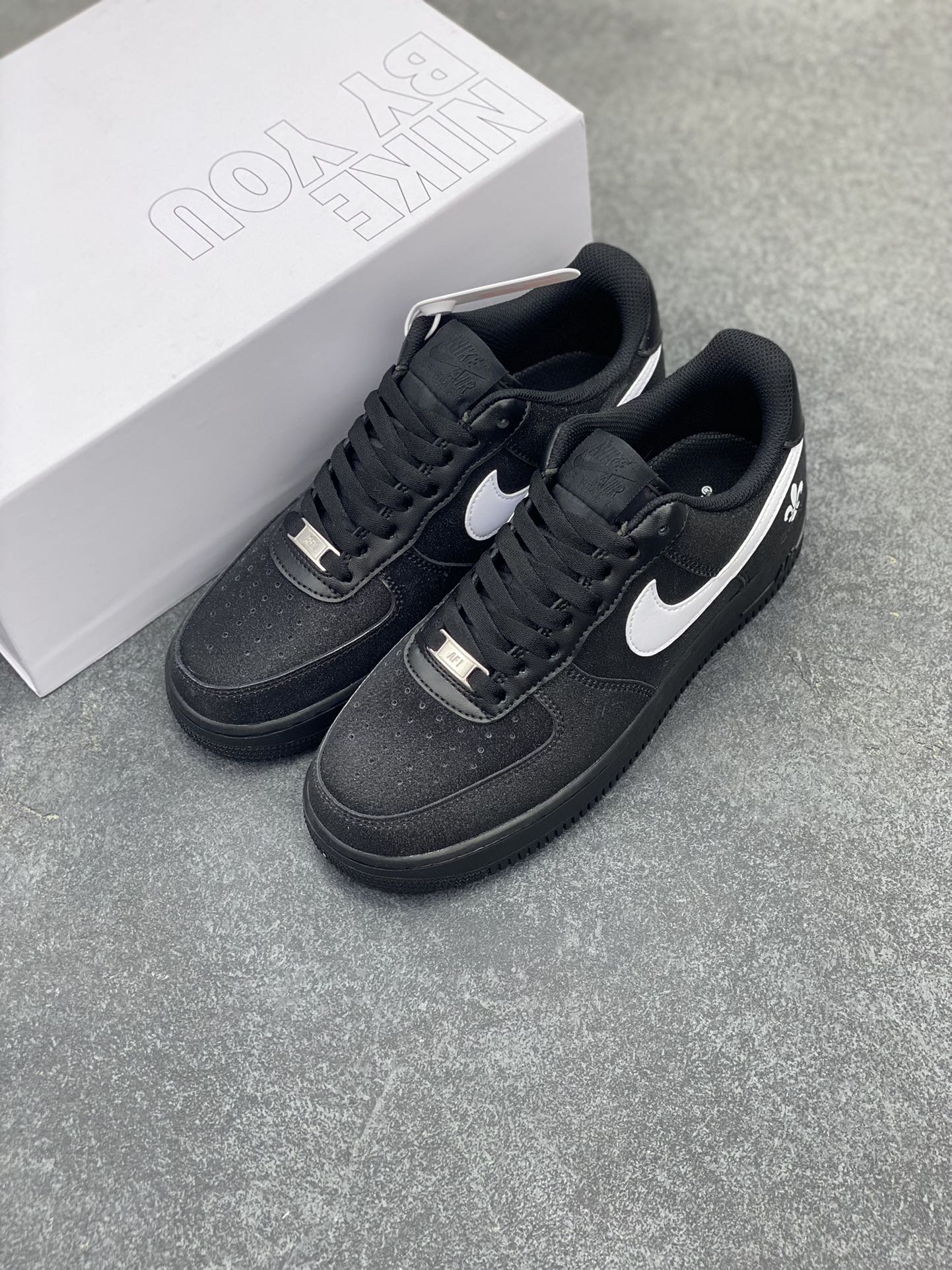 图片[8]-NK Air Force 1‘07 Low 定制款抽屉盒 空军一号低帮休闲板鞋 定制皮料 原楦原纸板 纯正版型 高清洁度 内置全掌气垫 货号：CW2288-111 尺码：36 36.5 37.5 38 38.5 39 40 40.5 41 42 42.5 43 44 44.5 45-选品中心