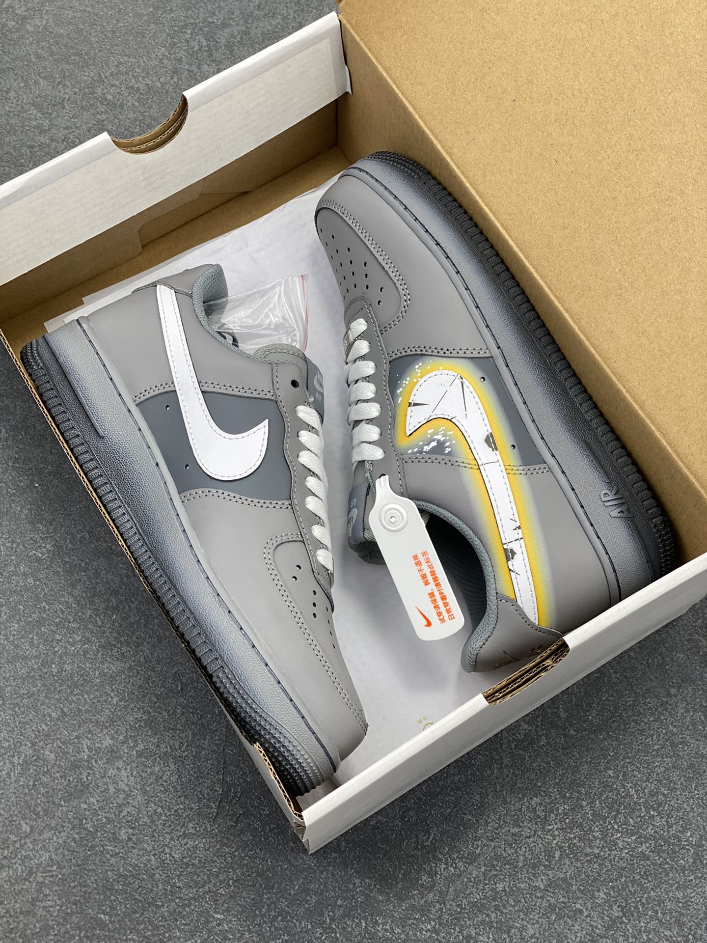 图片[9]-Nike Air Force 1 Low 原楦头原纸板 打造纯正空军版型专注外贸渠道 全掌内置蜂窝气垫 原盒配件 原厂中底钢印、拉帮完美 货号：CW2288-111 尺码：36 36.5 37.5 38 38.5 39 40 40.5 41 42 42.5 43 44 44.5 45-选品中心