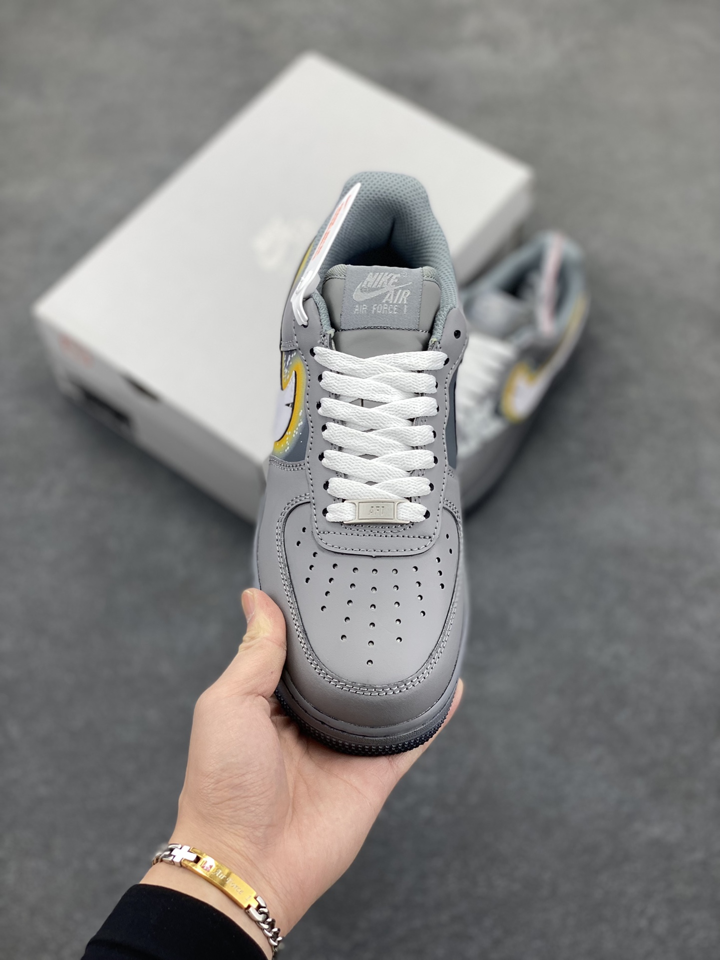 图片[2]-Nike Air Force 1 Low 原楦头原纸板 打造纯正空军版型专注外贸渠道 全掌内置蜂窝气垫 原盒配件 原厂中底钢印、拉帮完美 货号：CW2288-111 尺码：36 36.5 37.5 38 38.5 39 40 40.5 41 42 42.5 43 44 44.5 45-选品中心