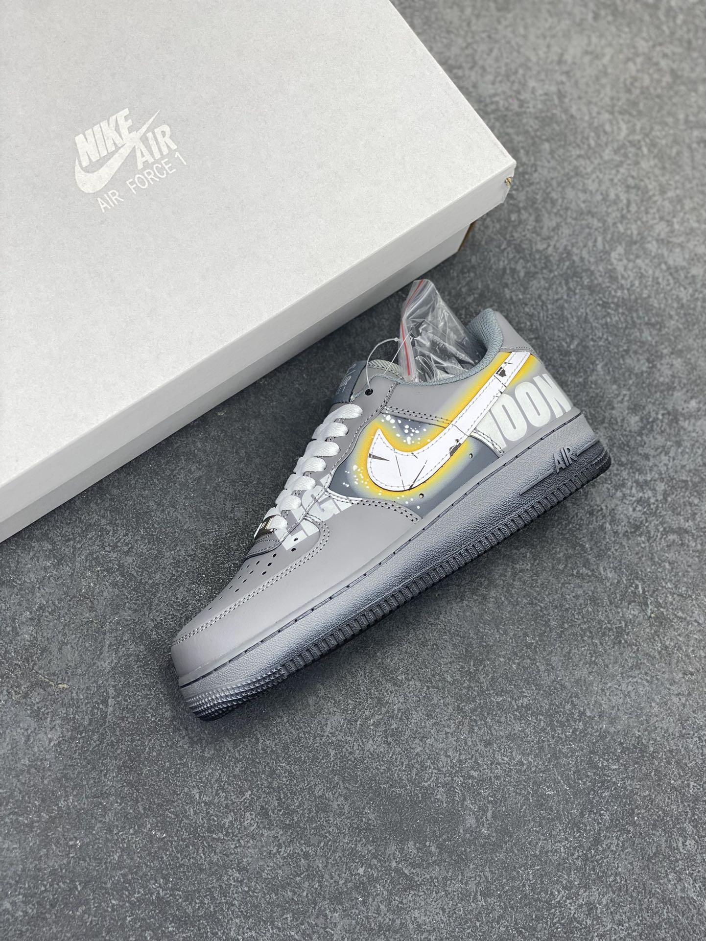 图片[7]-Nike Air Force 1 Low 原楦头原纸板 打造纯正空军版型专注外贸渠道 全掌内置蜂窝气垫 原盒配件 原厂中底钢印、拉帮完美 货号：CW2288-111 尺码：36 36.5 37.5 38 38.5 39 40 40.5 41 42 42.5 43 44 44.5 45-选品中心