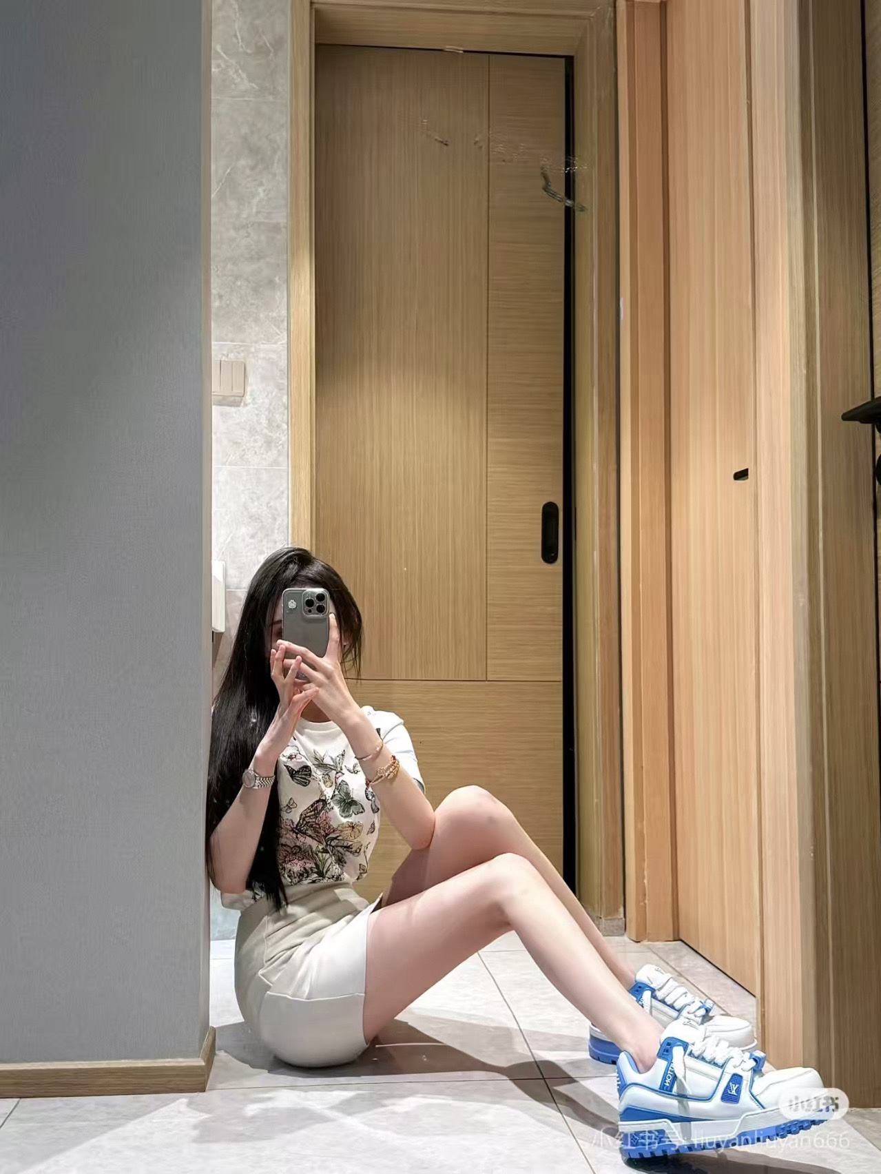 NO:232037,Model foot pictures, casual shoes/sports shoes, sneakers19860909模特上脚图,休闲鞋/运动鞋,sneakers,Women's Shoes