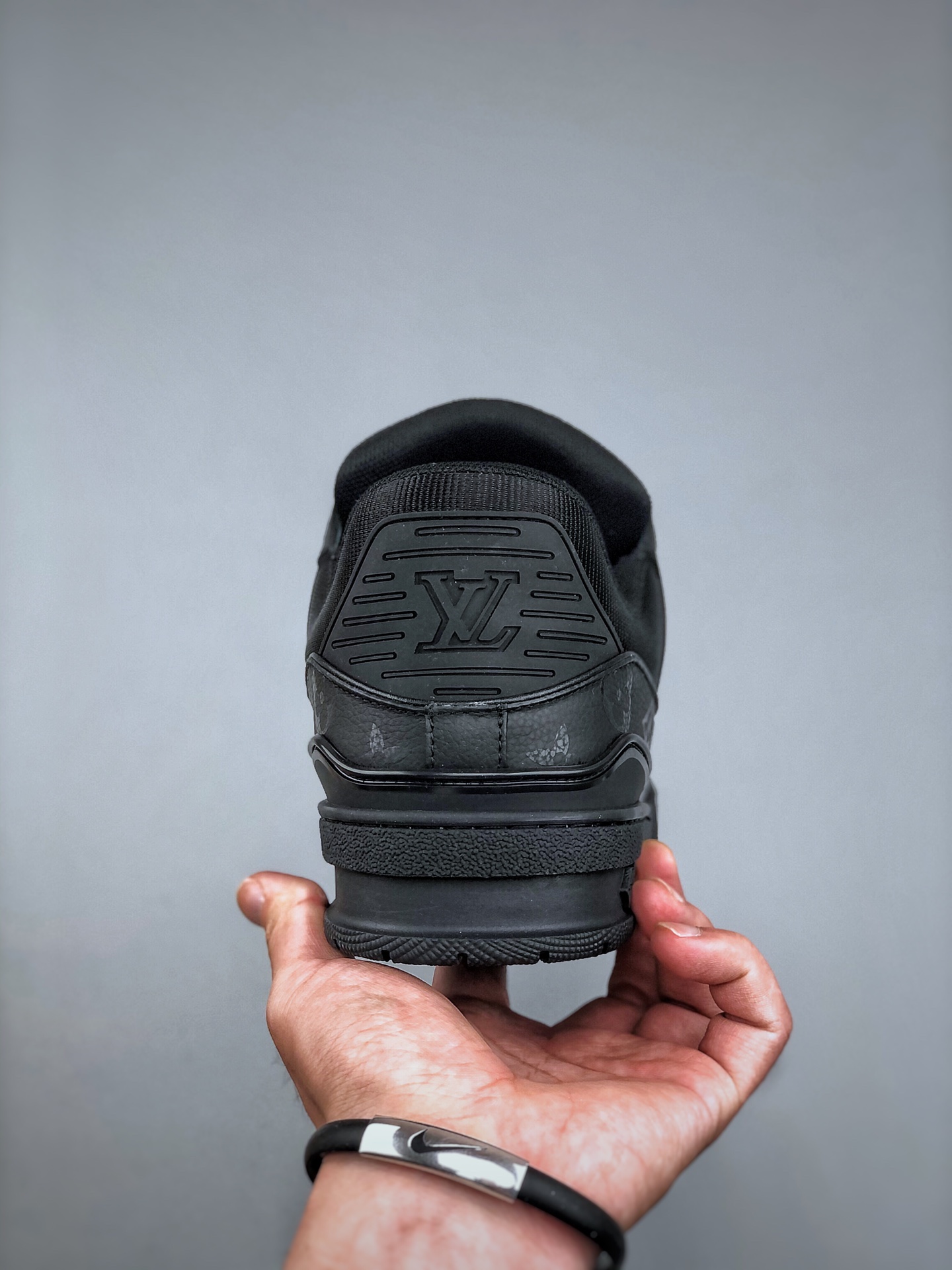 Louis Vuitton Trainer 2.0 Sneaker Low Black Monogram Leather Size 39-45 7 i1742337179 3142 6