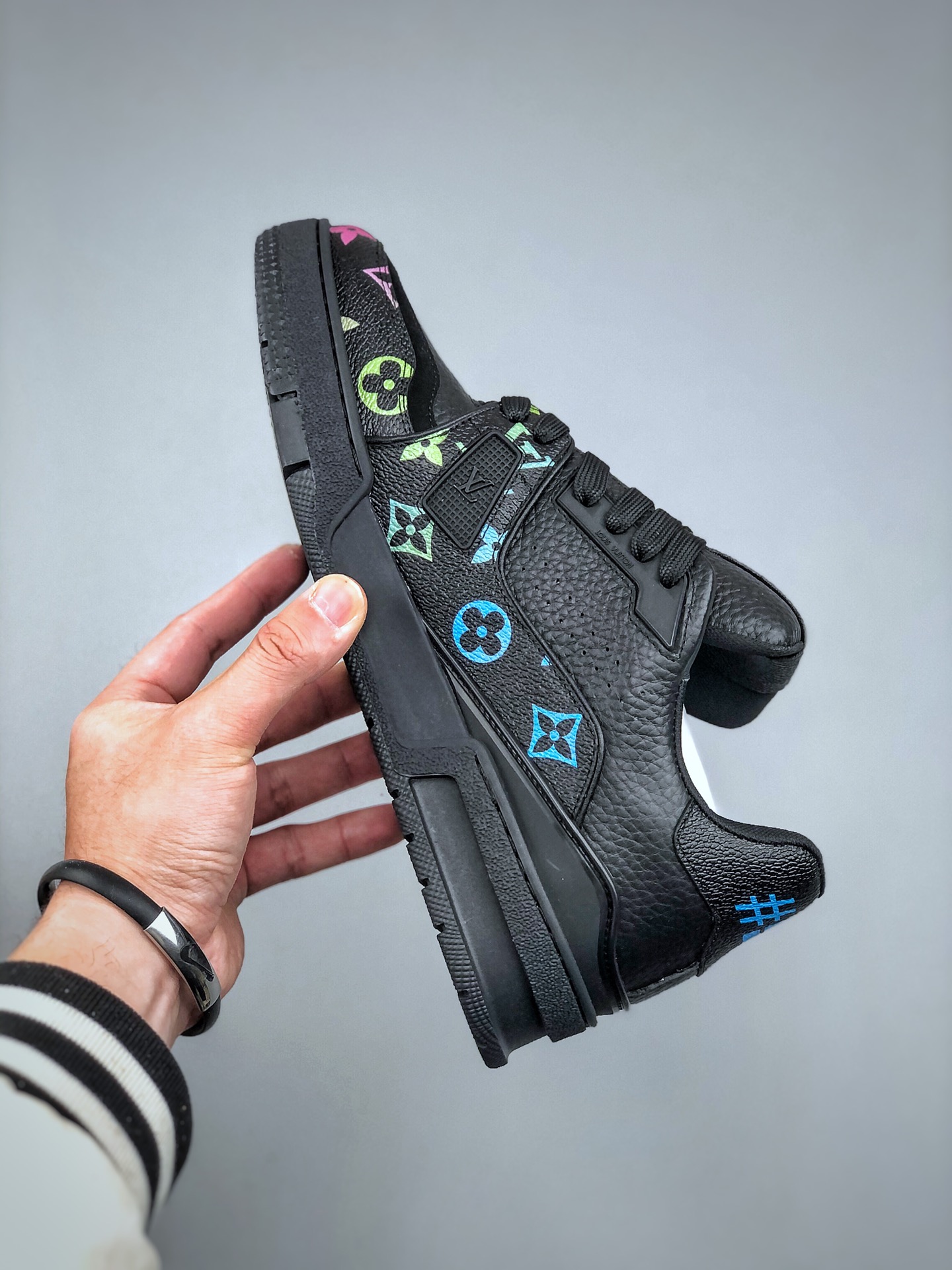 Louis Vuitton Trainer 2.0 Sneaker Low Black Monogram, Versatile Style 3 i1742337212 1395 1