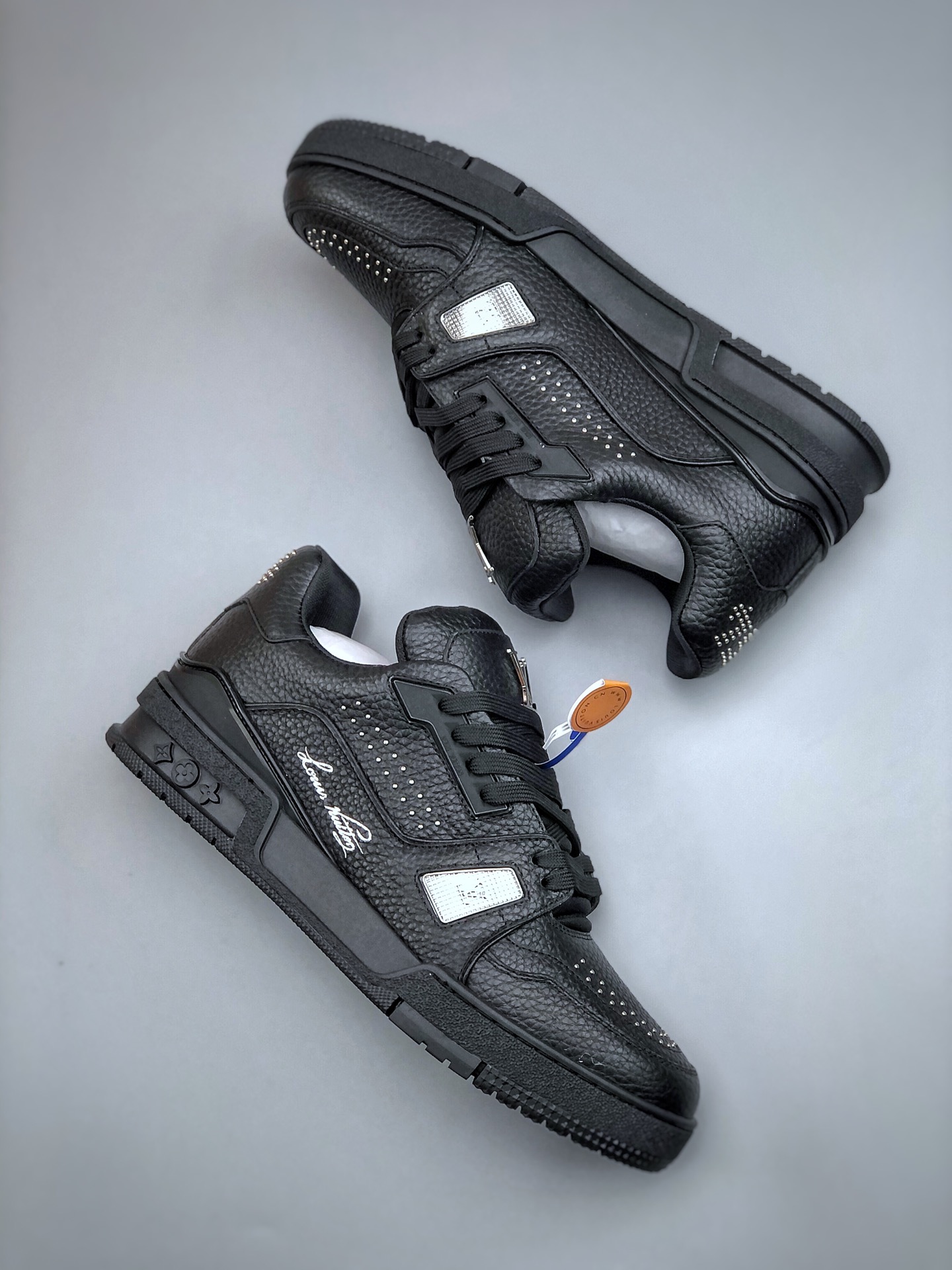 Louis Vuitton Trainer 2.0 Sneaker Low Black Leather Retro Basketball Shoes 10 i1742337240 1129 8