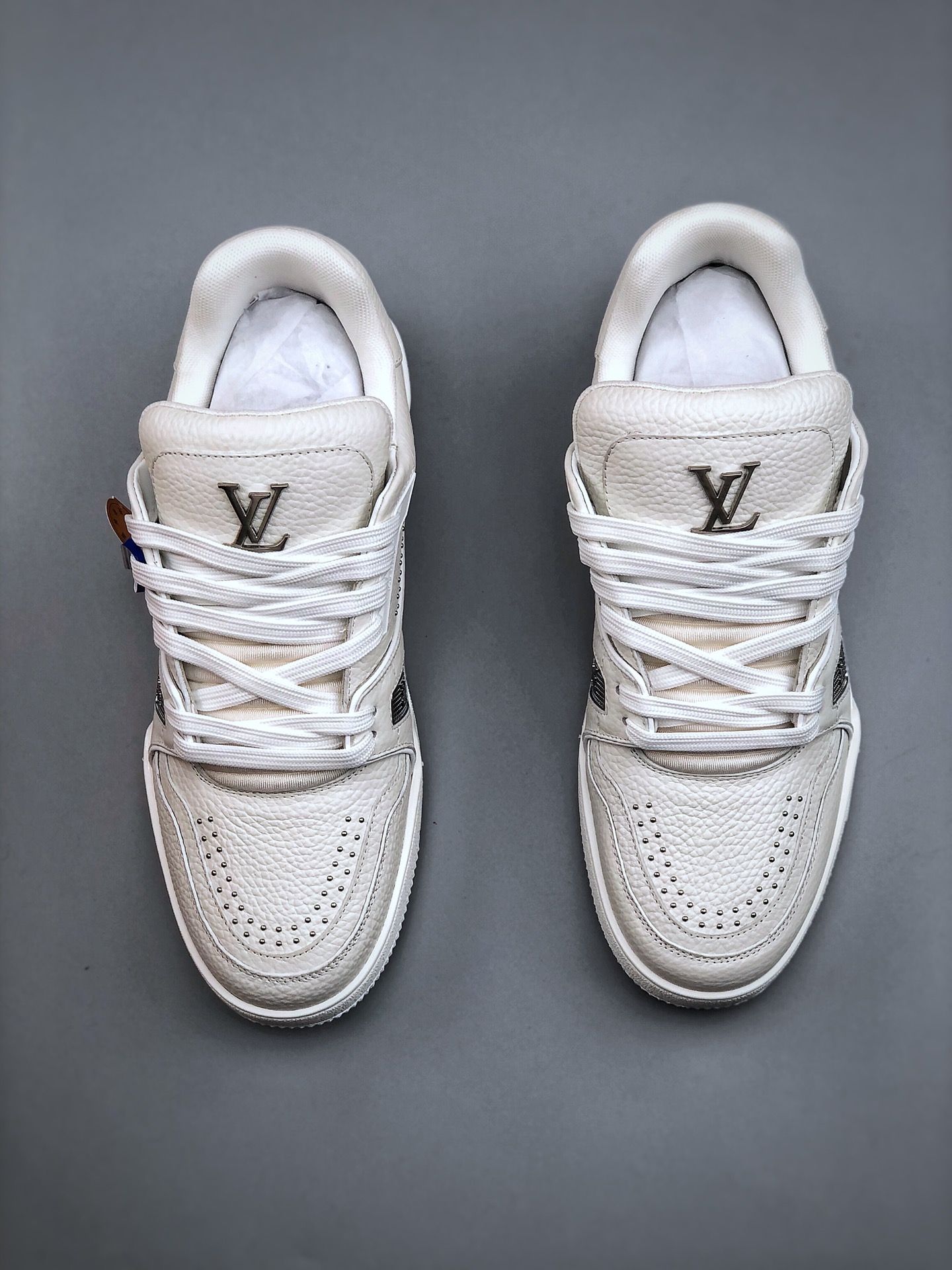 Louis Vuitton Trainer 2.0 Sneakers Low White Leather Casual Shoes 5 i1742337254 7264 4
