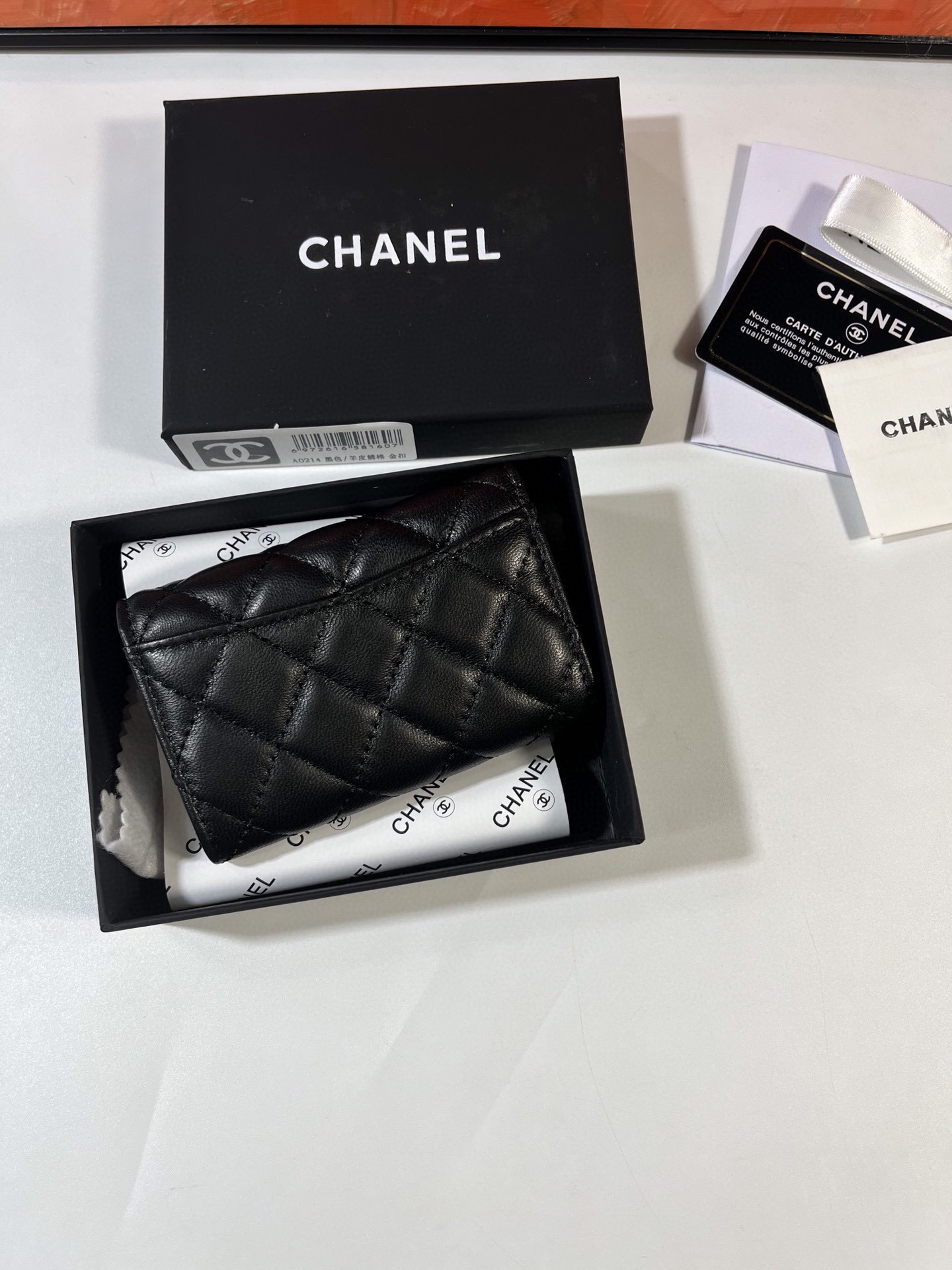 CHANEL cfシリーズ羊皮カードケース - 実用的なコインポケット付き