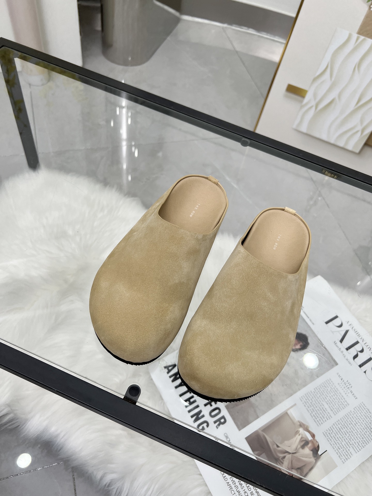 NO:258783,The Row French retro soft and glutinous square toe flat sole semi-travel This 