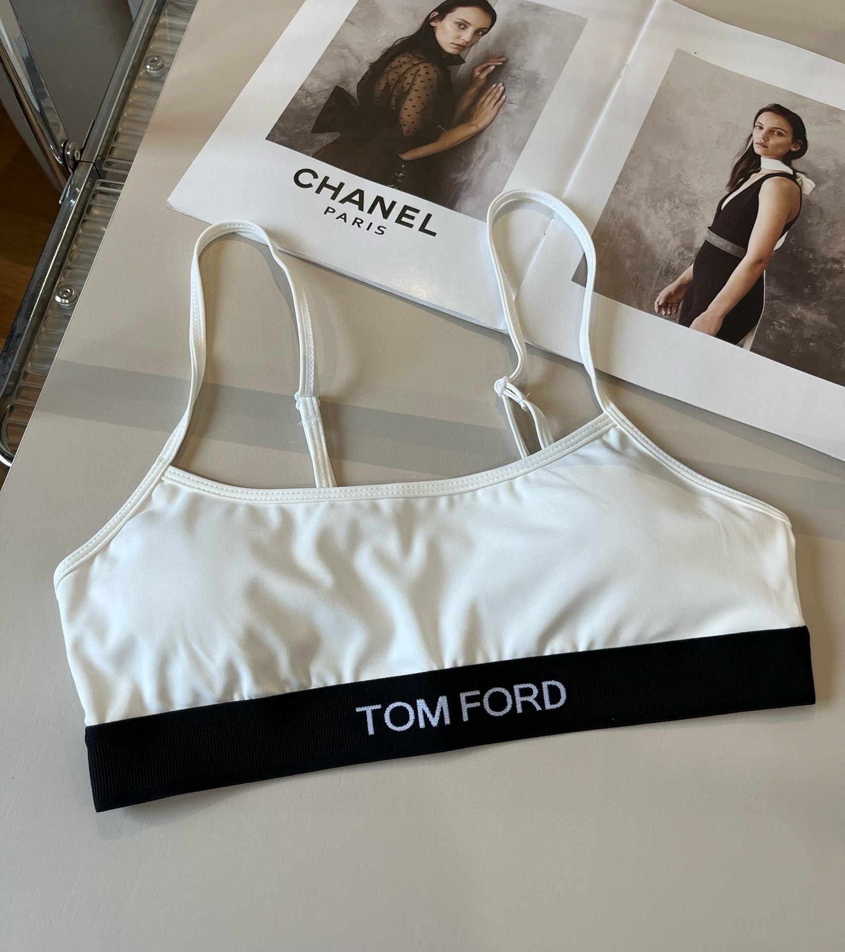 Tom Ford’s New Bikini Medium Suit with Cuckoo Vests and Triangulation Underpants Swimwear - 图片 3