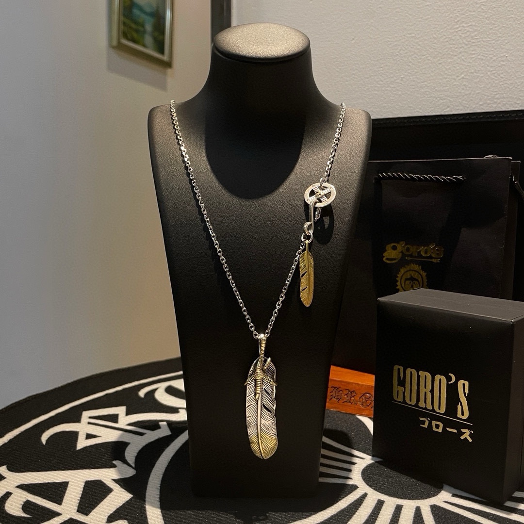NO:107880,[New Products are on the Shelves] Goro Takahashi Goro Retro Feather Double Pendant Takahashi Classic Necklace Top Version Definitely Exclusive Shot Mainly Focus on the High-end Market Absolutely Different from the Ordinary Version!  The details of the picture product are consistent with ZP!  Original production process, precision quality, purely handmade, authentic model opening, fashion essentials, both men and women can wear, same couple style, rock punk silver style, retro elements, trendy and versatile, same style on the official website, fine jewelry, necklace19860909【新品上架】Goro’s高桥吾郎 复古羽毛双吊坠 高桥经典项链 顶级版本 认准独家拍摄 主攻高端市场 绝对区别普通版本！图片产品细节与ZP一致！原版制作工艺 精工品质 纯手工打造 ～正品开模潮流时尚必备 男女均可佩戴 情侣款同款 摇滚朋克泰银风格 复古元素 潮流百搭 官网同款,饰品精品,necklace,Jewelry