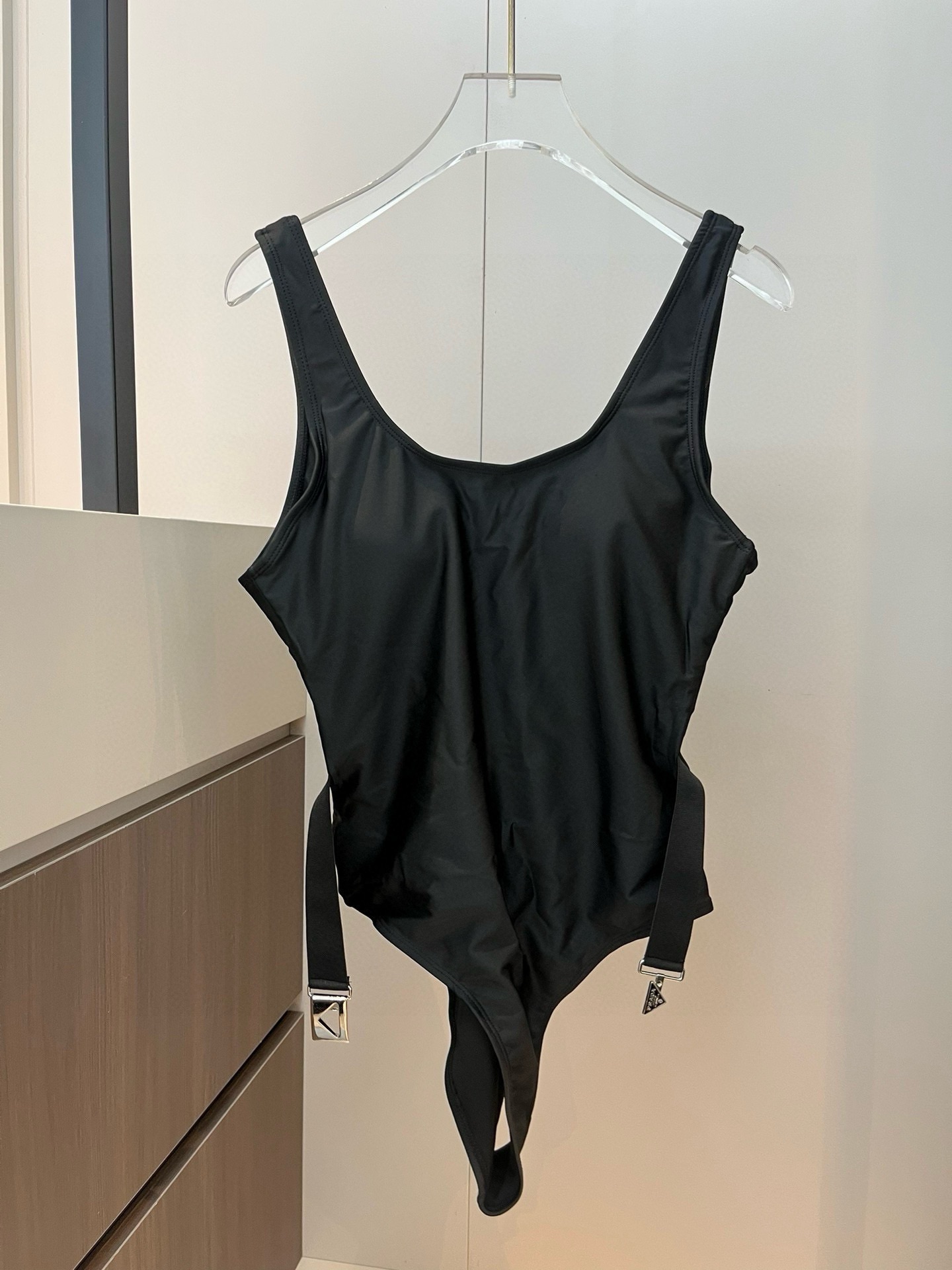 NO:304257,PRADA new one-piece swimsuit, bikini, S M L XL swimsuit, swimsuit, swimsuit, bikinis, prada, prada, swimsuits, bikinis19860909PRADA普拉达新款连体泳衣,比基尼,S M L XL泳衣泳裤比基尼,泳衣，泳裤，比基尼,prada,prada,swimsuits,bikinis,accessory