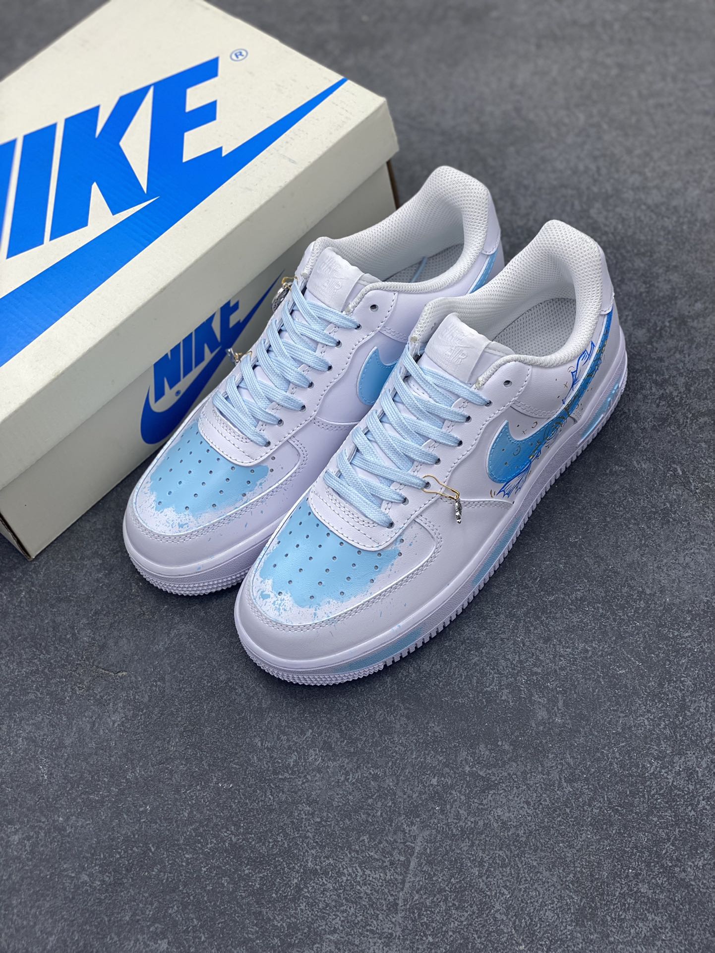 图片[8]-NIke Air Force 1 \’07 Low 空军一号 低帮 运动鞋 休闲鞋 折边针车 工艺难度大 原楦头原纸板 原装鞋盒 定制五金配件 内置全掌气垫 原厂鞋底 货号：LT0602-002 尺码：36 36.5 37.5 38 38.5 39 40 40.5 41 42 42.5 43 44 44.5 45-选品中心
