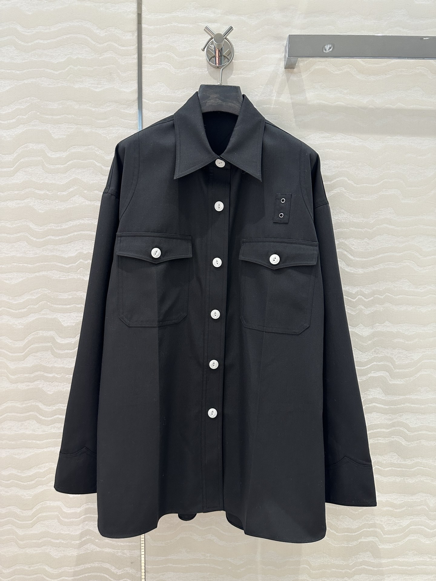 独家首发❤️原单品质，PR英伦学院风衬衫外套！工装口袋设计当外搭叠穿都好看！❤️定制精纺羊毛面料！气质翻