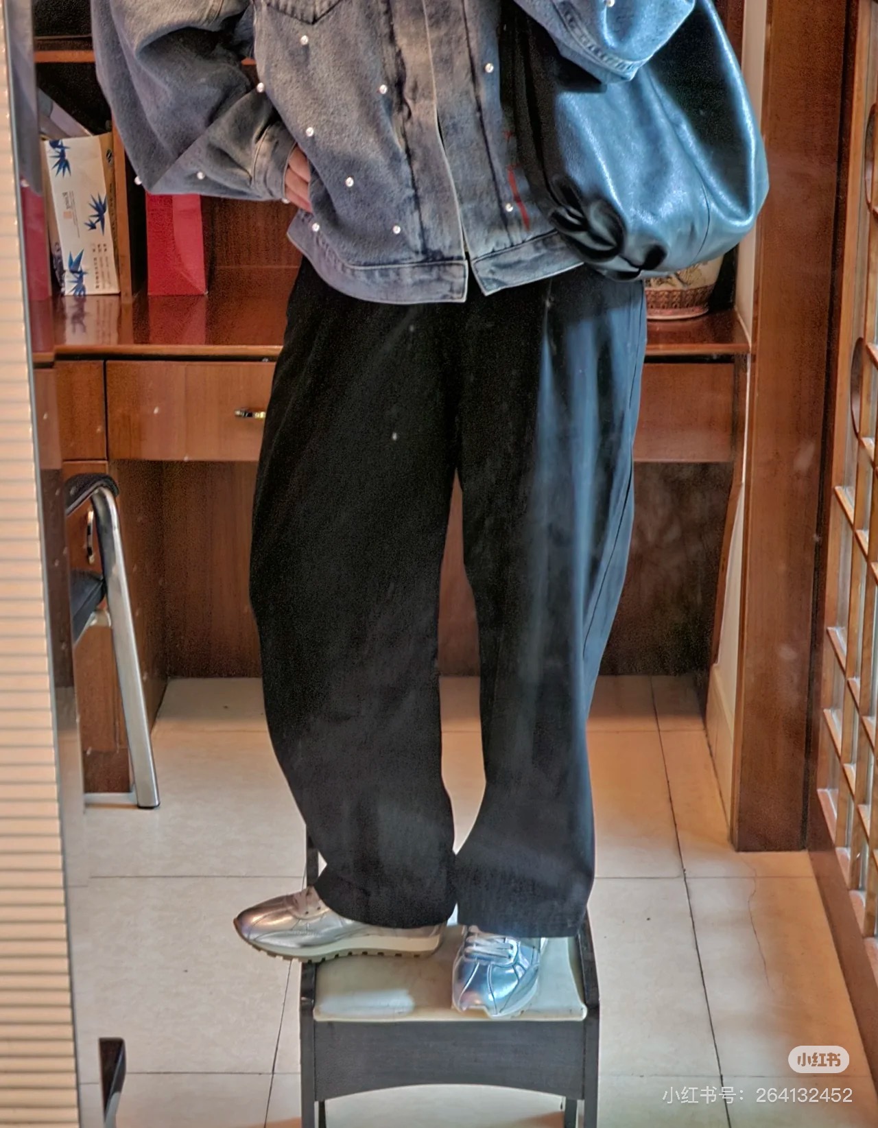 NO:232052,Model foot pictures, casual shoes/sports shoes, sneakers19860909模特上脚图,休闲鞋/运动鞋,sneakers,Women's Shoes