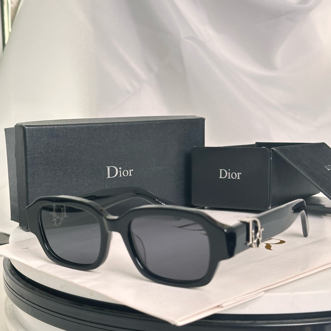  ‼️DIOR
MODEL：DiorOblique  S2I
SIZE：52口21-145