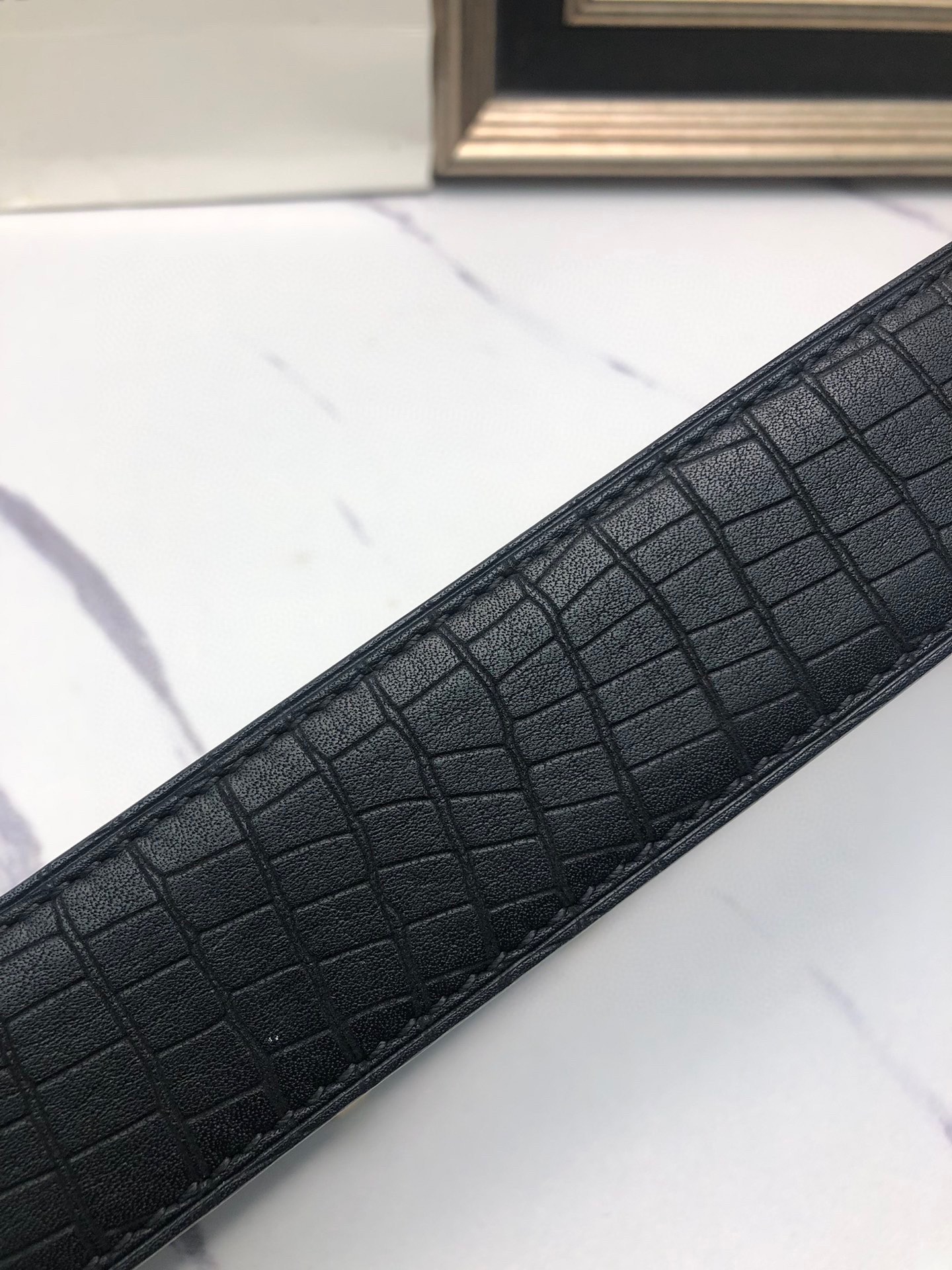 High-Quality Lynch Belt with Symbol Decoration for Man with Single-Headed Calves - 图片 8