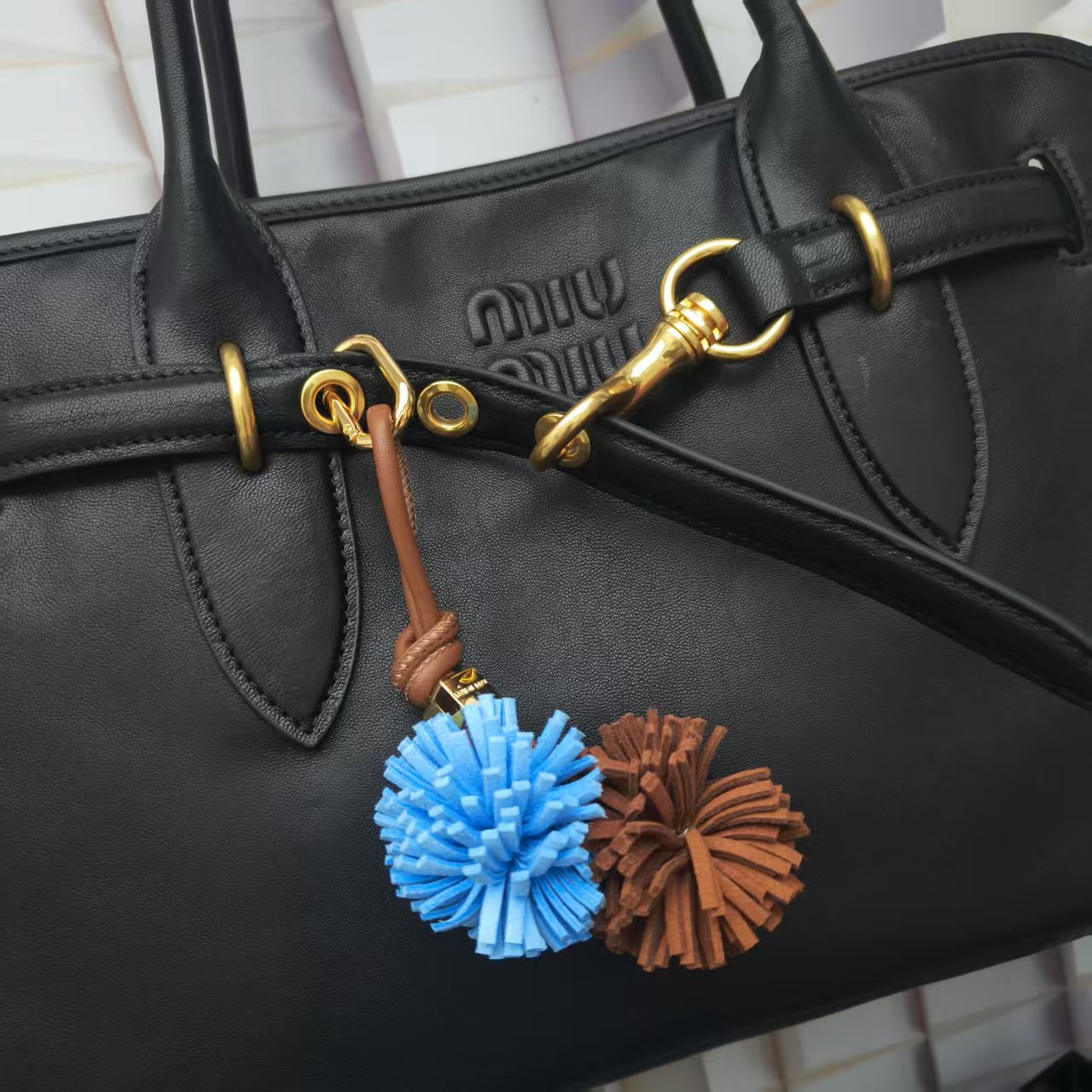 미우미우 키링 135678 Miu Miu Accessories 썸네일 이미지