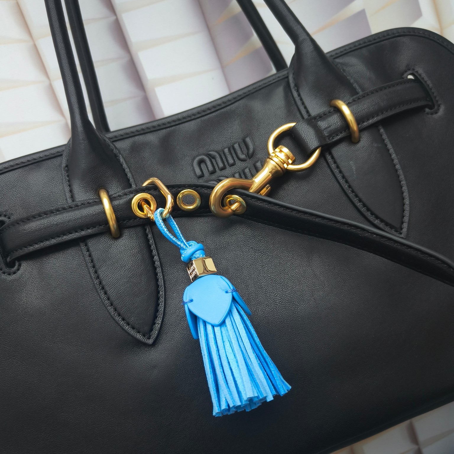 미우미우 키링 135679 Miu Miu Accessories 썸네일 이미지