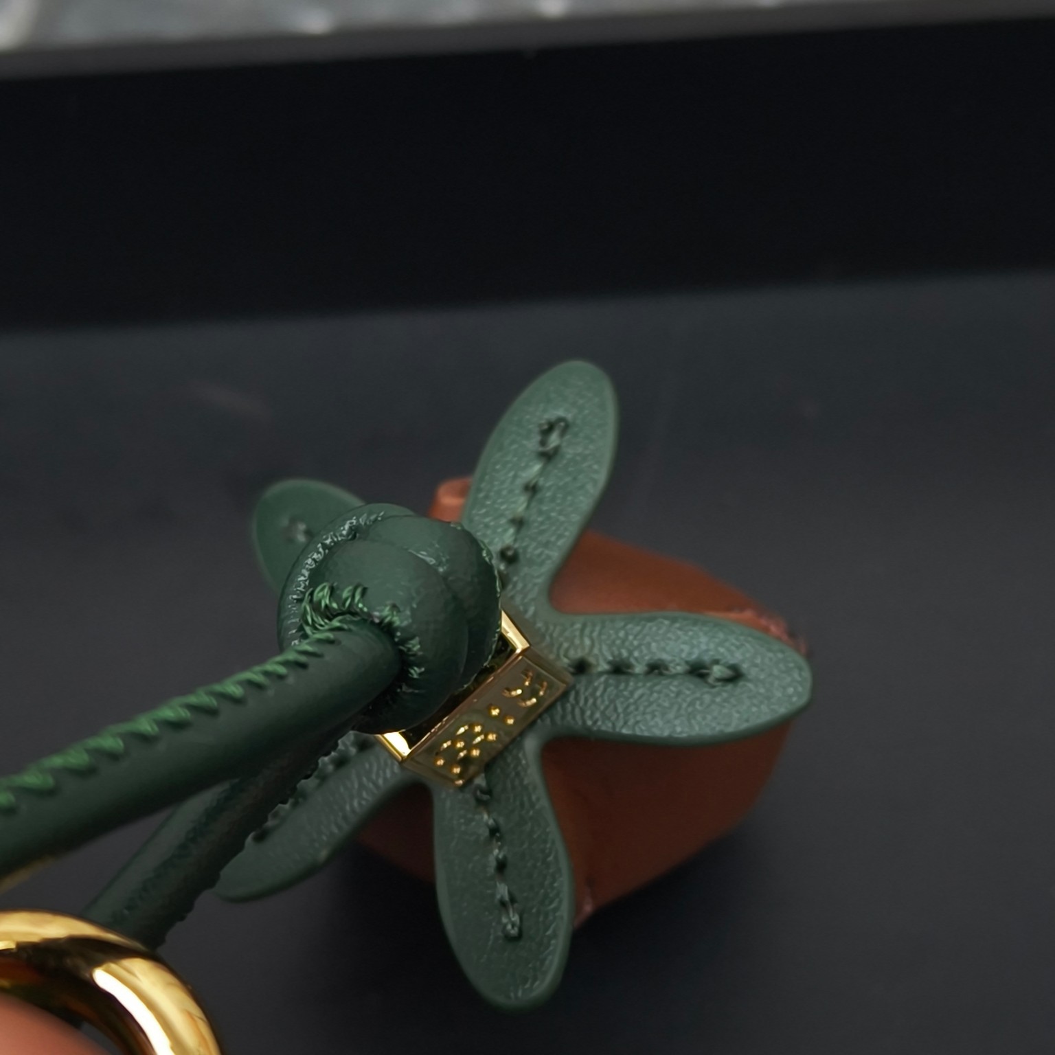 미우미우 키링 135680 Miu Miu Accessories 썸네일 이미지