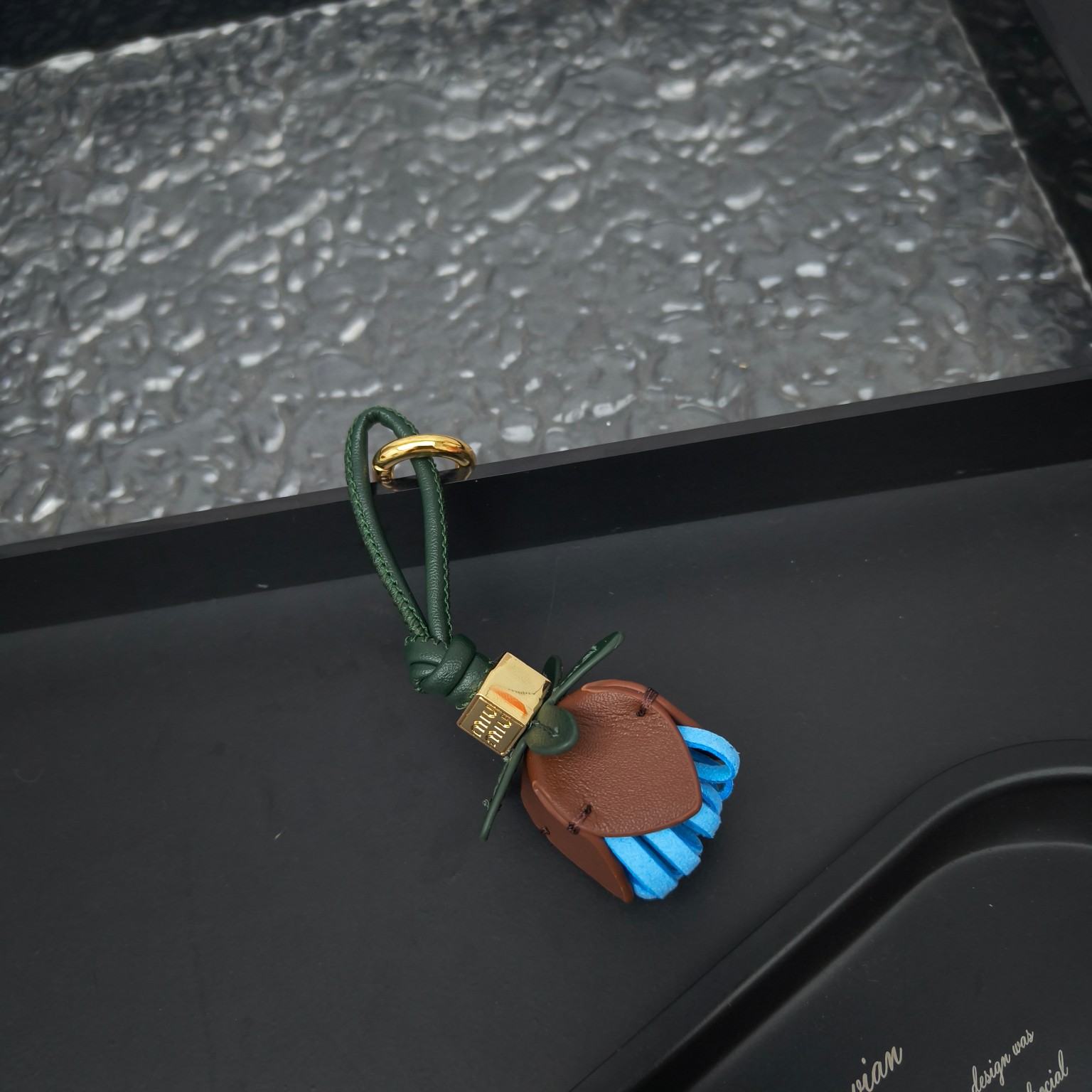 미우미우 키링 135680 Miu Miu Accessories 썸네일 이미지