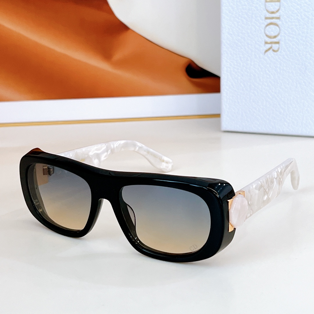  DIOR
MOD：Lady95.22S1I
Size：59口18 130
🔝🔝