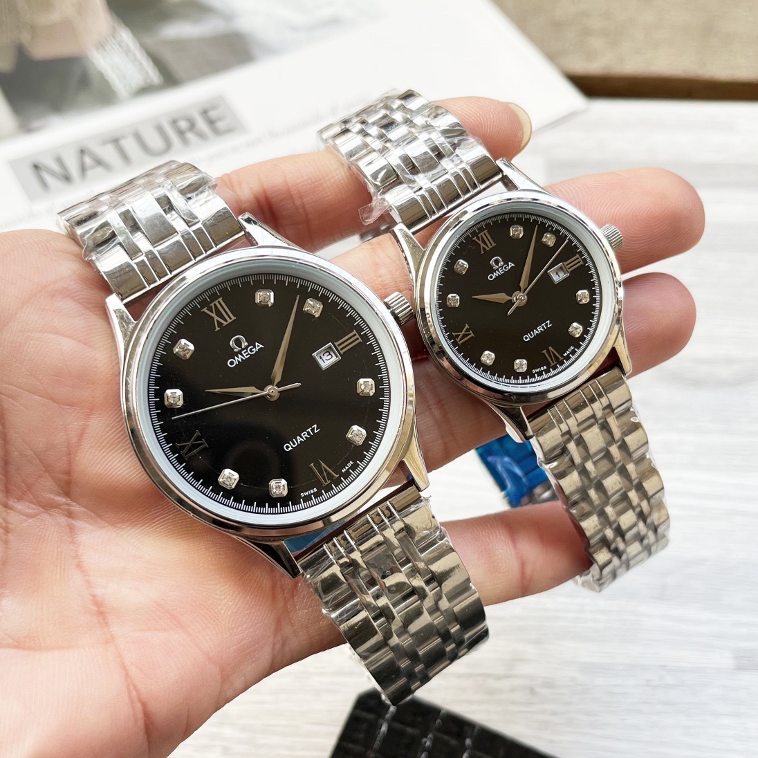 NO:148877,White shell, gold shell, steel belt 20 Omega Couple watch original imported quartz movement mineral glass mirror 316L stainless steel case diameter men 40mm women 30mm thick 8mm If today's sunlight stops its dazzling light, then your smile will illuminate my whole world, omega19860909白壳、金壳、钢带20  欧米茄 情侣腕表原装进口石英机芯 矿物质玻璃镜面 316L精钢表壳直径男40mm女30mm 厚8mm如果今天的阳光停止了它耀眼的光芒.那么你的一个微笑,将照亮我的整个世界,,omega,Watch