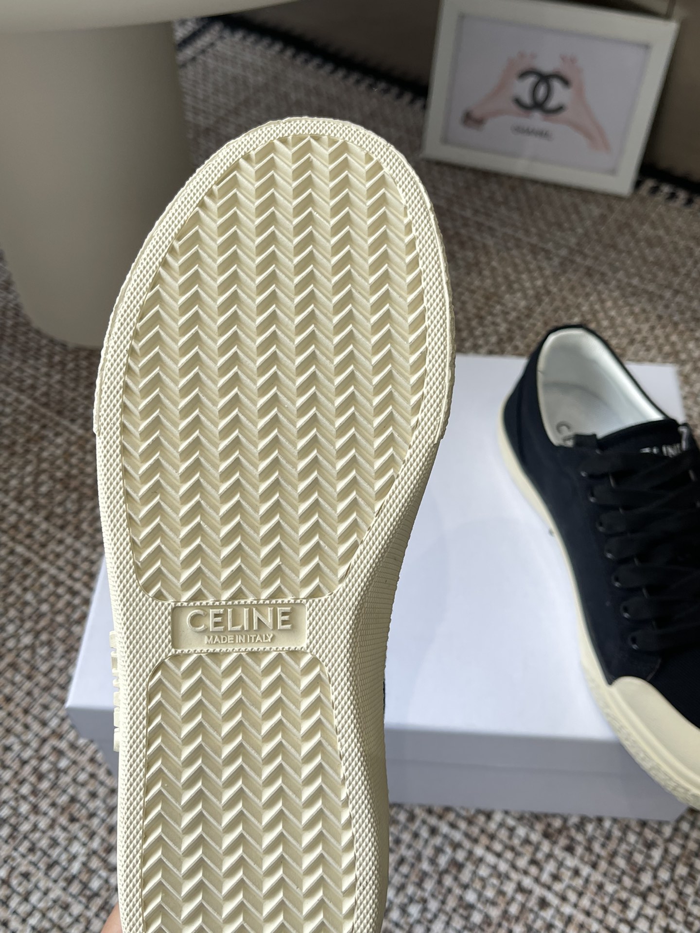 Celine Runner CR-07153 Sneakers - Iconic Design, Comfortable Fit, and Leg-Lengthening 6 i1742503580 7455 4