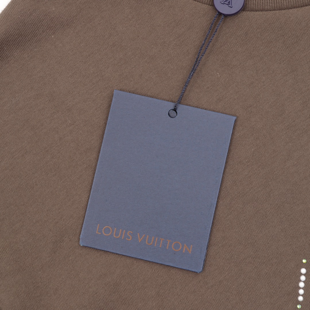 💰100
Louis Vuitton/路易威登 钻石航线圆领短袖T恤
尺码：XS-L