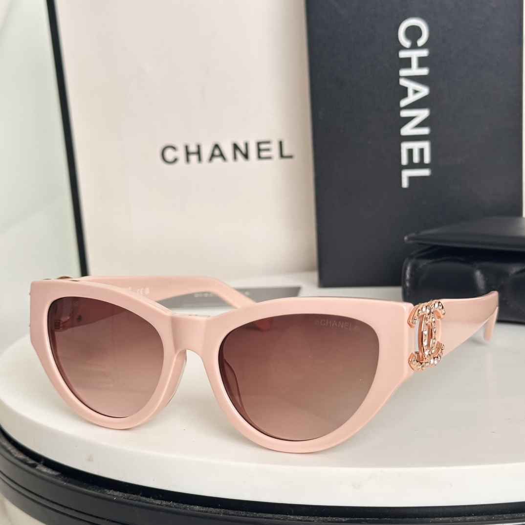  ‼️CHANEL
Model  6990
Size：53-20-145