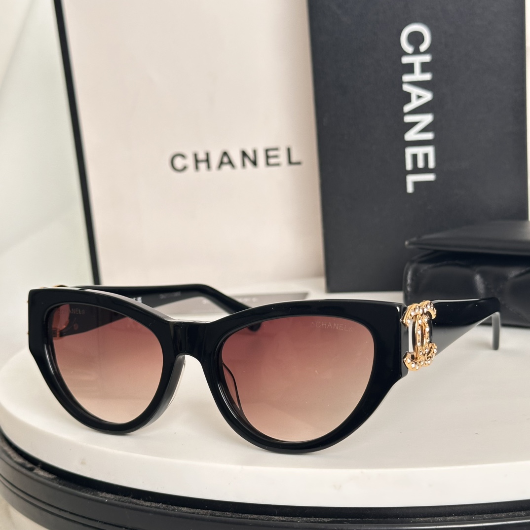  ‼️CHANEL
Model  6990
Size：53-20-145