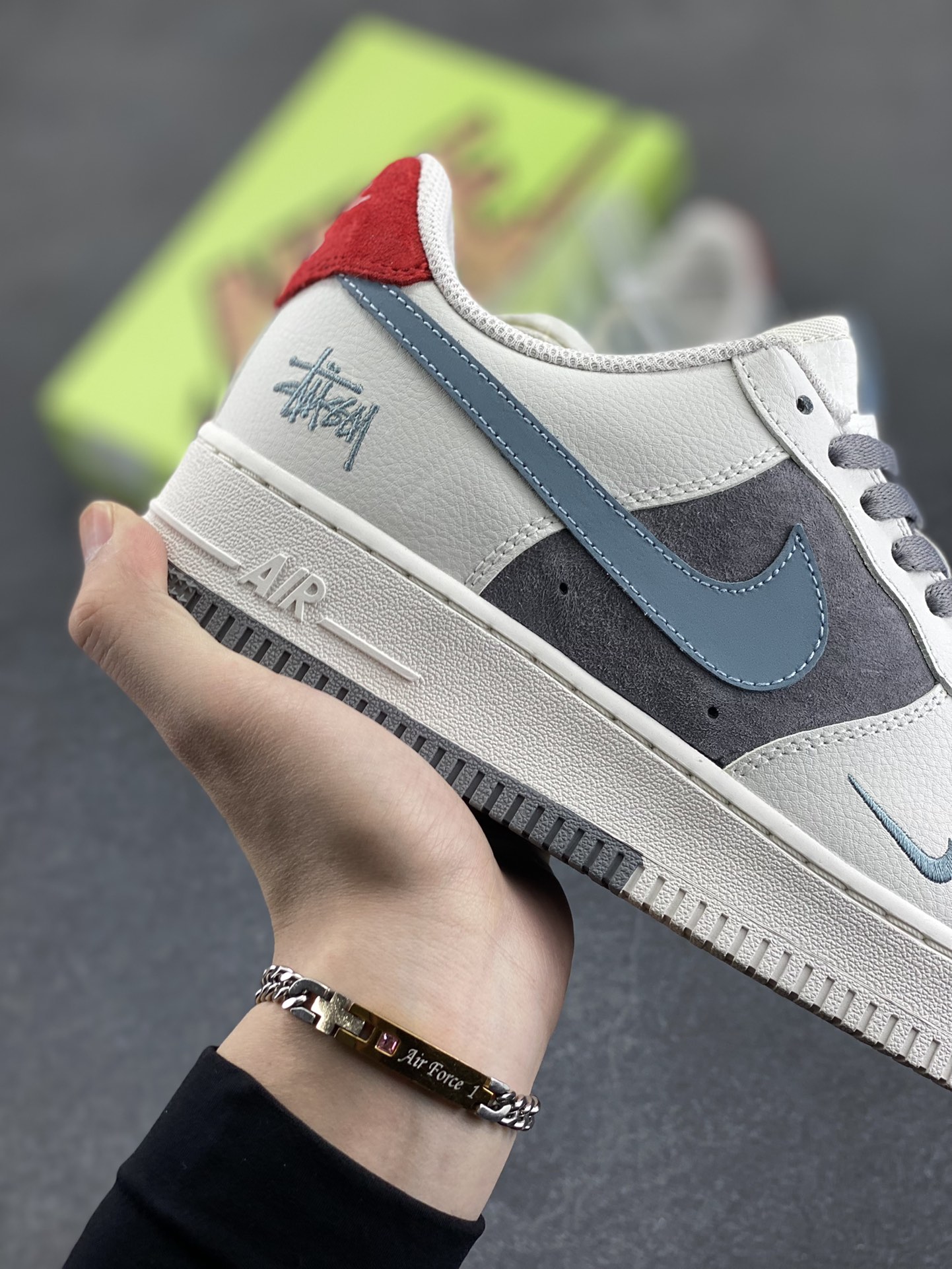 图片[6]-Air Force 1\’ 07 原楦头原纸板 打造纯正空军版型 专注外贸渠道 全掌内置蜂窝气垫 #原盒配件 原厂中底钢印、拉帮完美 货号：KY8899-102 尺码：36 36.5 37.5 38 38.5 39 40 40.5 41 42 42.5 43 44 44.5 45-选品中心