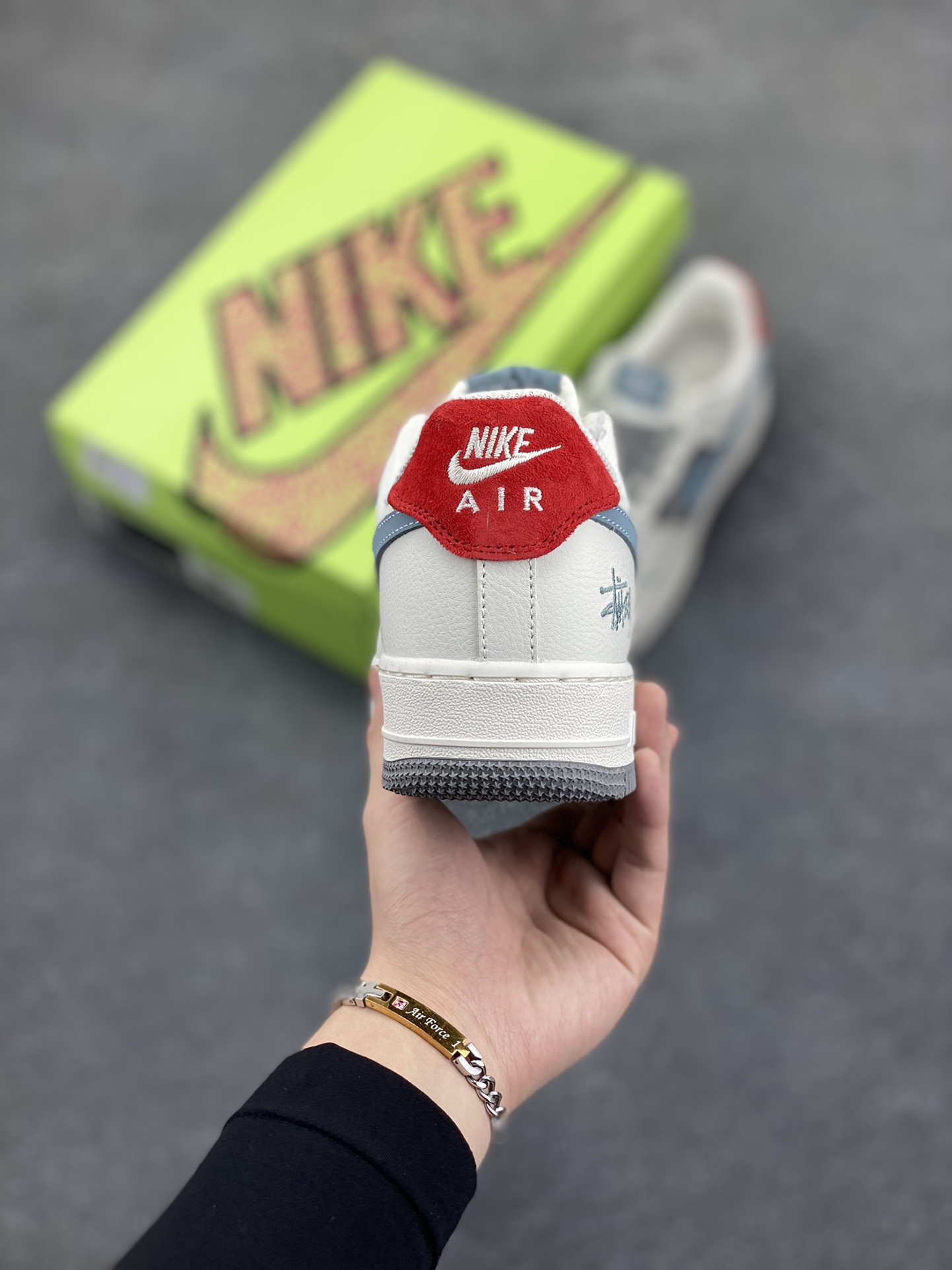 图片[4]-Air Force 1\’ 07 原楦头原纸板 打造纯正空军版型 专注外贸渠道 全掌内置蜂窝气垫 #原盒配件 原厂中底钢印、拉帮完美 货号：KY8899-102 尺码：36 36.5 37.5 38 38.5 39 40 40.5 41 42 42.5 43 44 44.5 45-选品中心