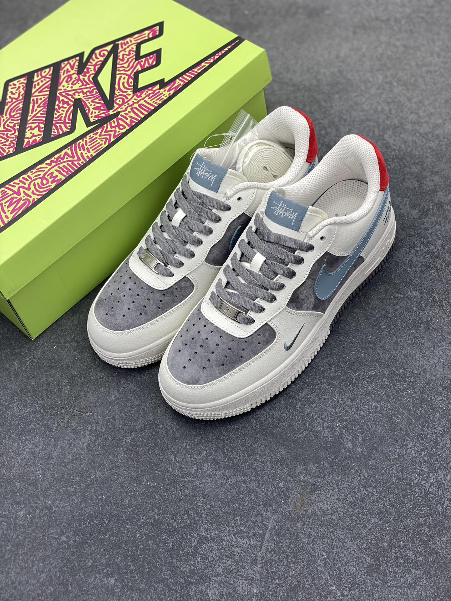 图片[8]-Air Force 1\’ 07 原楦头原纸板 打造纯正空军版型 专注外贸渠道 全掌内置蜂窝气垫 #原盒配件 原厂中底钢印、拉帮完美 货号：KY8899-102 尺码：36 36.5 37.5 38 38.5 39 40 40.5 41 42 42.5 43 44 44.5 45-选品中心