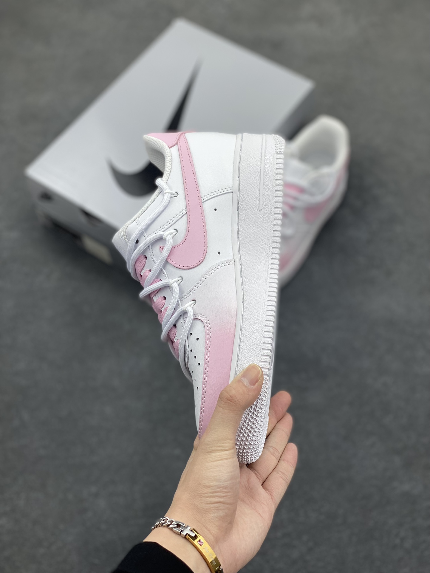 图片[3]-Nike Air Force 1 Low’07 海桃潮汐 空军一号绑带低帮休闲板鞋 定制皮料 定制鞋盒 配件齐全 原楦原纸板 纯正空军版型 内置全掌气垫 货号：CQ2288-802 尺码：36 36.5 37.5 38 38.5 39 40 40.5 41 42 42.5 43 44 44.5 45-选品中心
