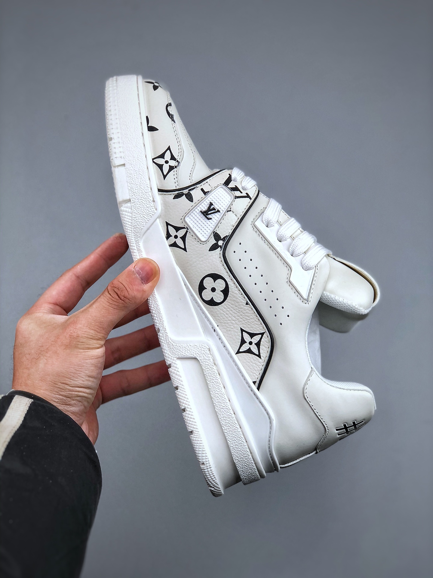 Louis Vuitton Trainer 2.0 White Monogram Leather Low-Top Sneakers 3 i1742593231 5215 1