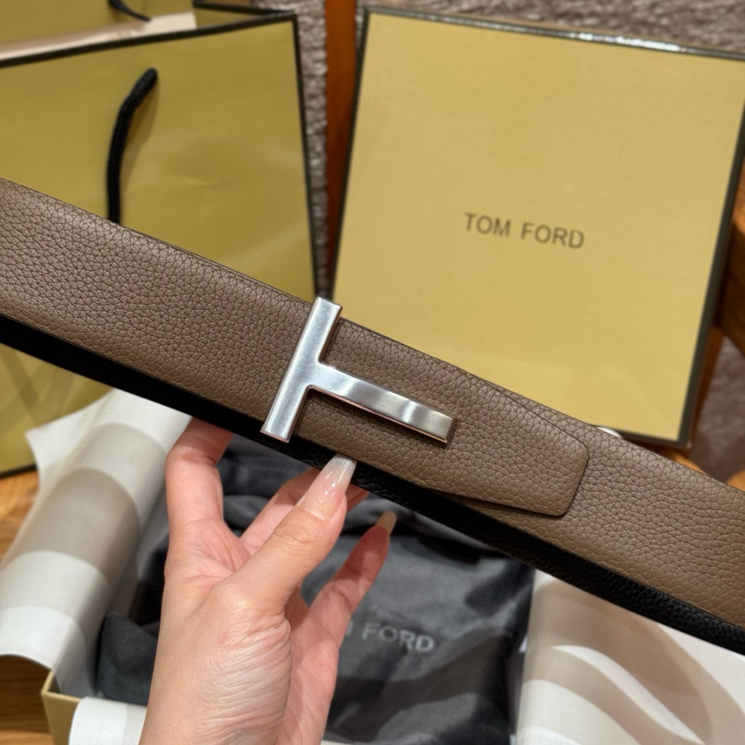 Tom Ford Brown Leather Belt with Signature T-Logo Buckle for Men 8 i1742616424 2917 6