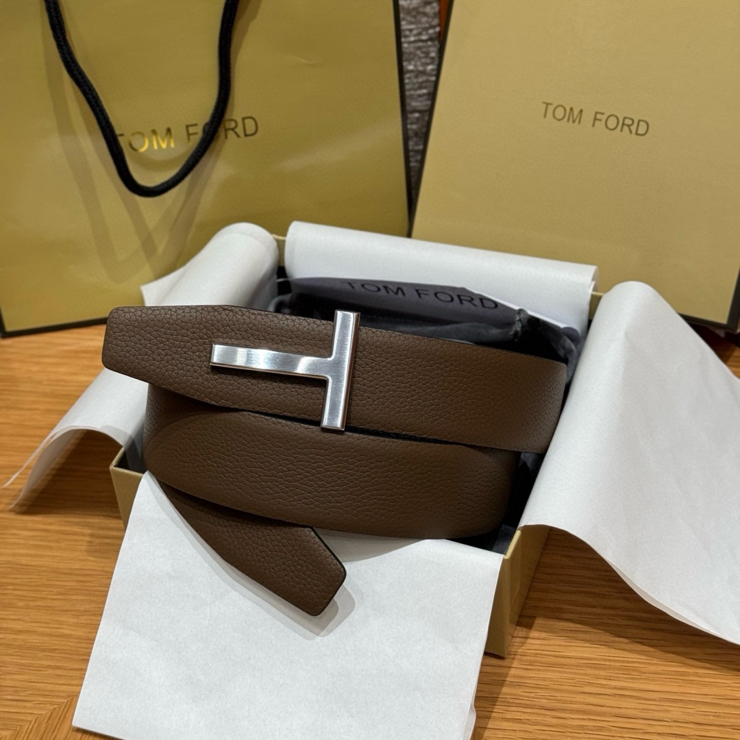 Tom Ford Brown Leather Belt with Signature T-Logo Buckle for Men 2 i1742616424 5865 0