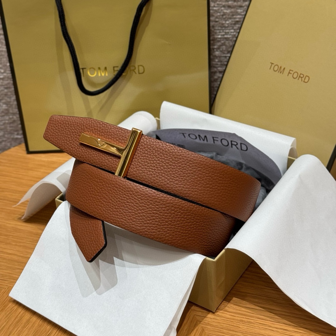 Tom Ford Men's Classic T-Buckle Leather Belt, Made in Italy, 3.8cm Width 1 i1742616449 7092 0