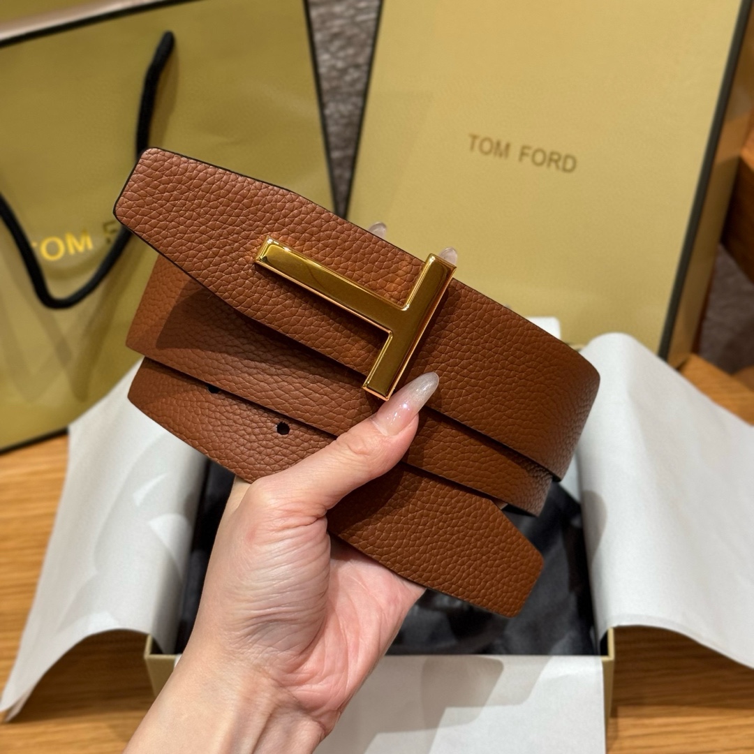 Tom Ford Men's Classic T-Buckle Leather Belt, Made in Italy, 3.8cm Width 2 i1742616449 8336 1