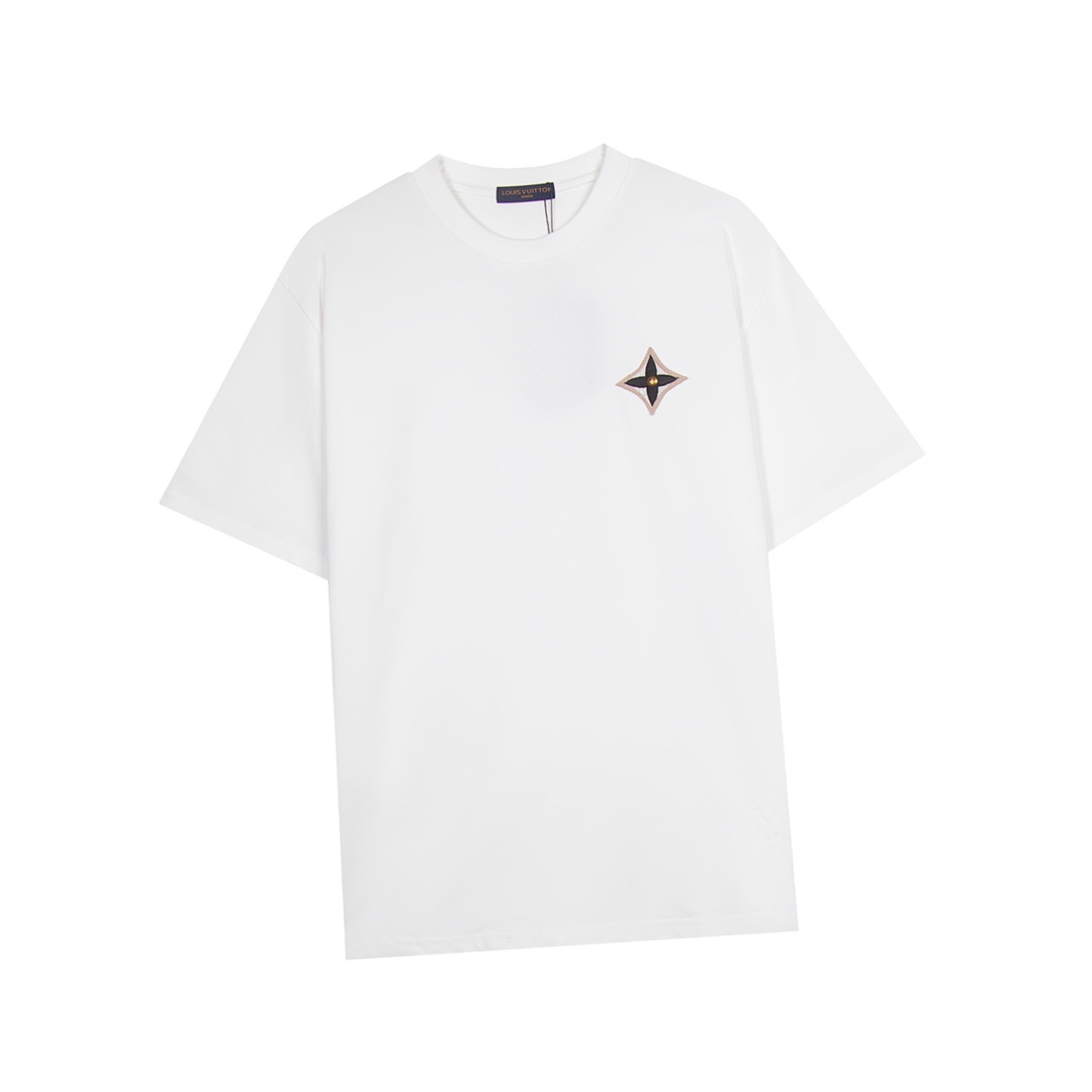 路易威登/Louis Vuitton 夏季新款 四叶草刺绣圆领短袖T恤 胸前高密立体刺绣logo