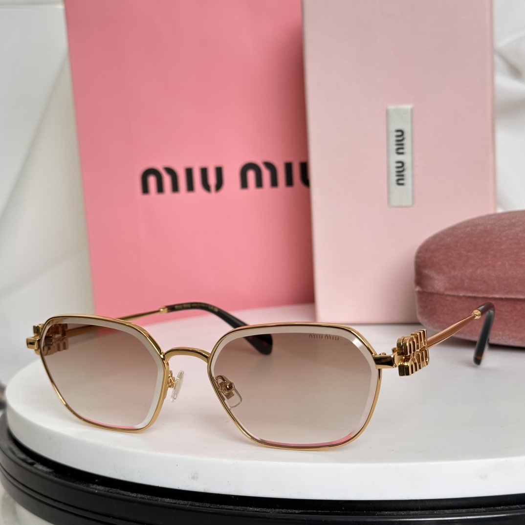  ‼️MIU MIU
MOD：MU55ZS
Size：60口18 145