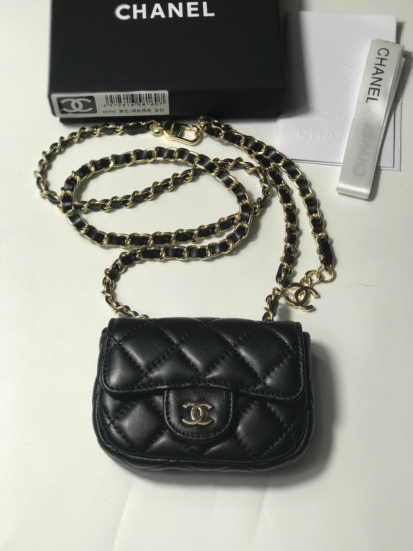 Chanel Mini腰包 A8900 ヴィンテージ感あふれる可愛いデザイン