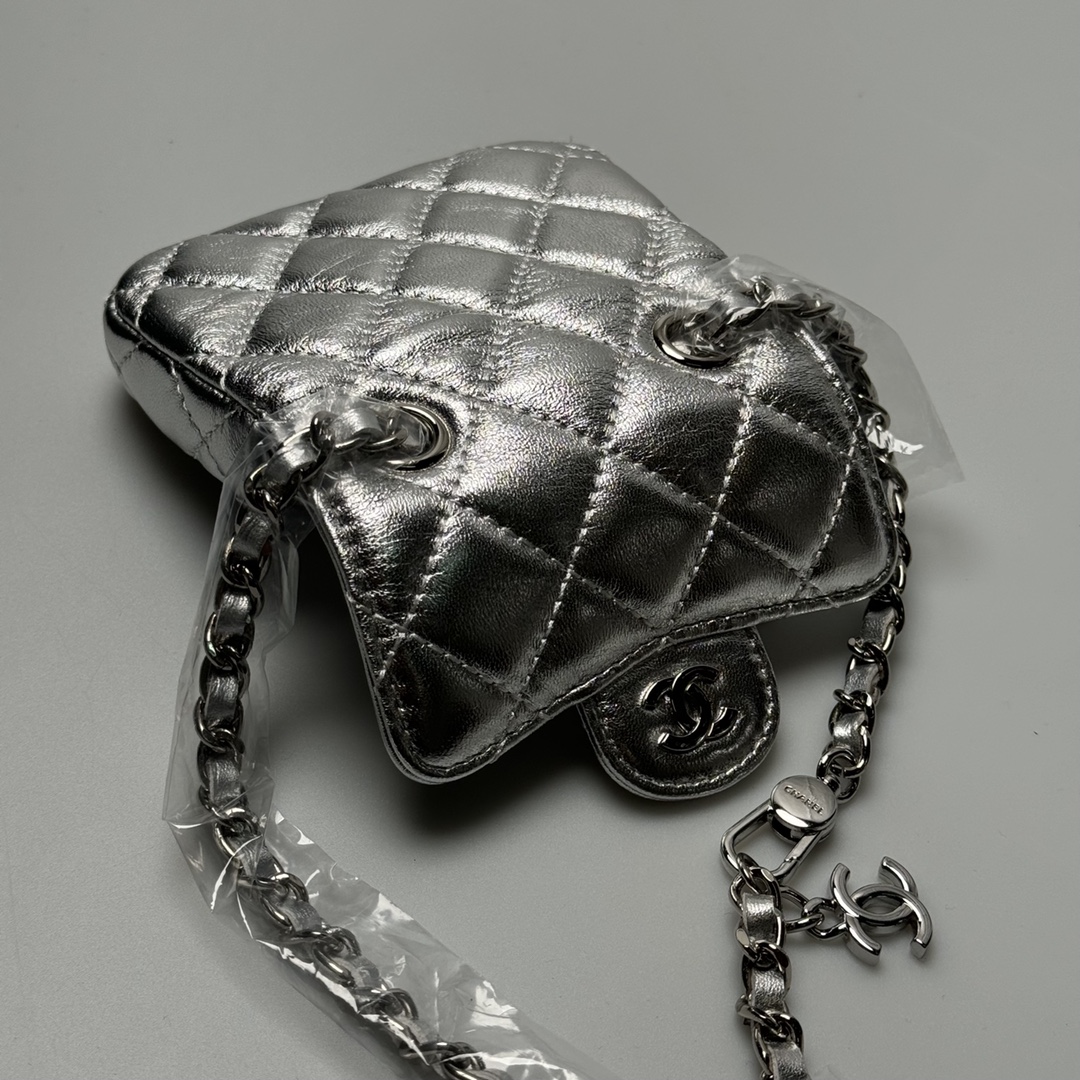 Chanel Mini腰包 A8900 ヴィンテージ感溢れる可愛いデザイン