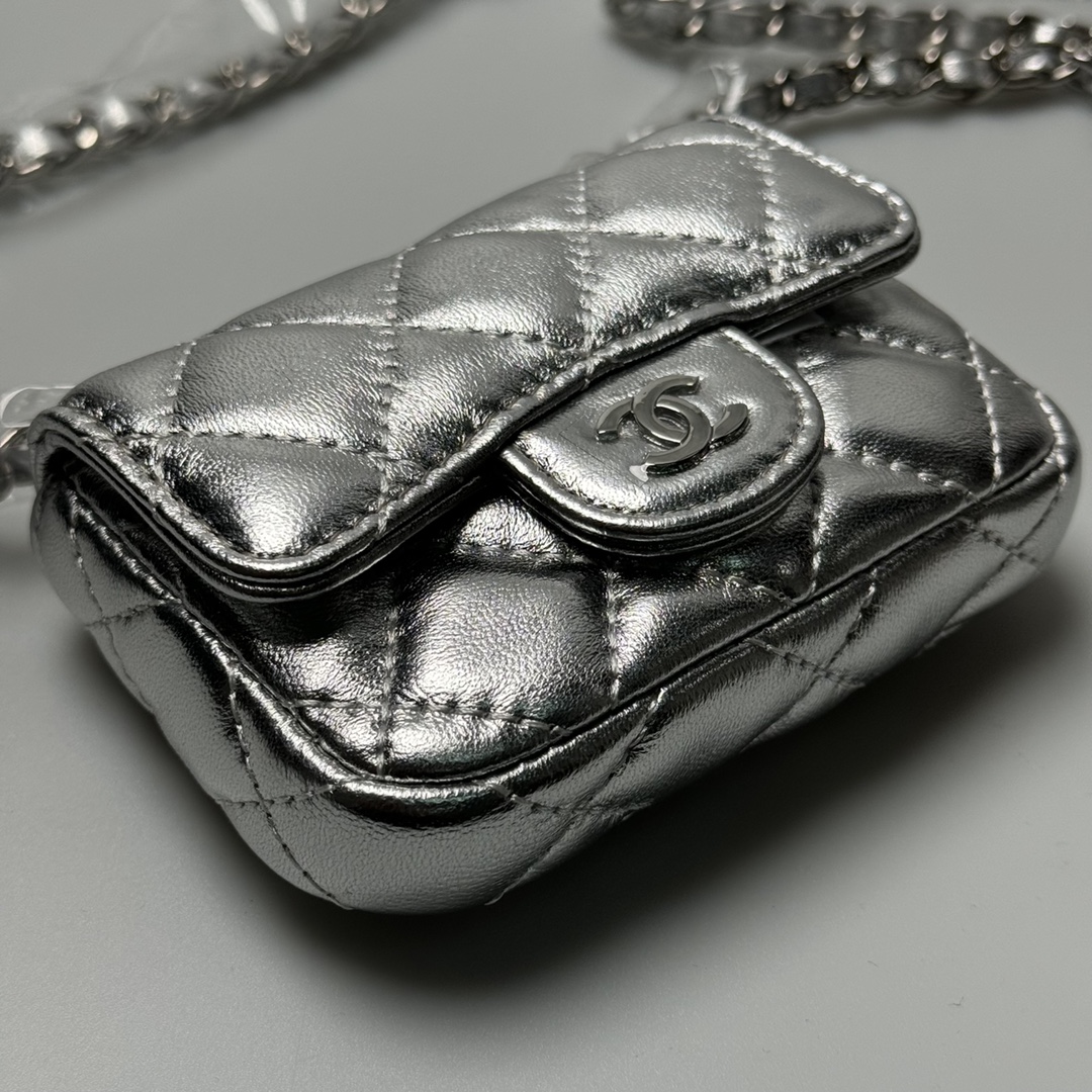 Chanel Mini腰包 A8900 ヴィンテージ感溢れる可愛いデザイン