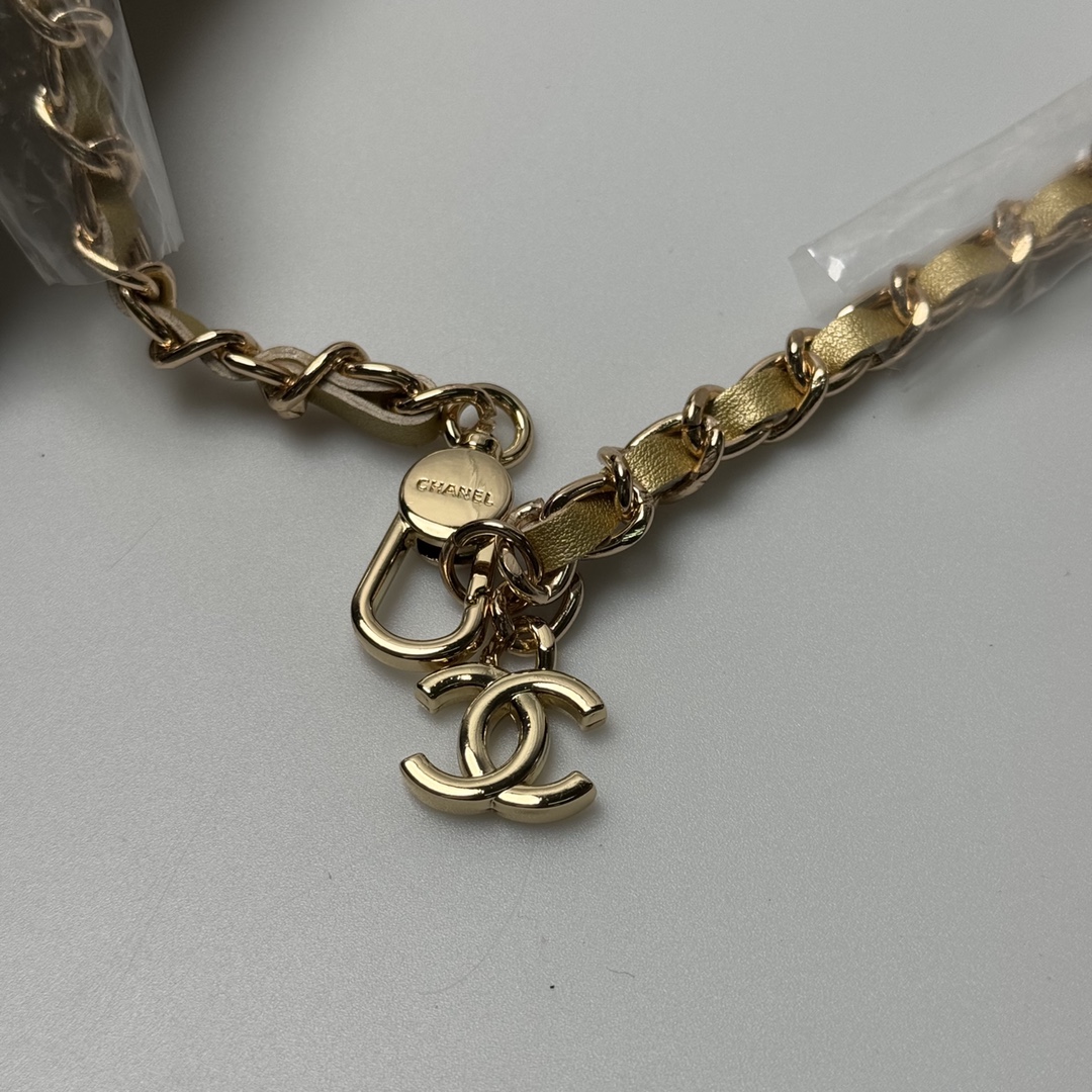 Chanel Mini腰包 A8900 - ヴィンテージ感溢れる可愛いデザイン